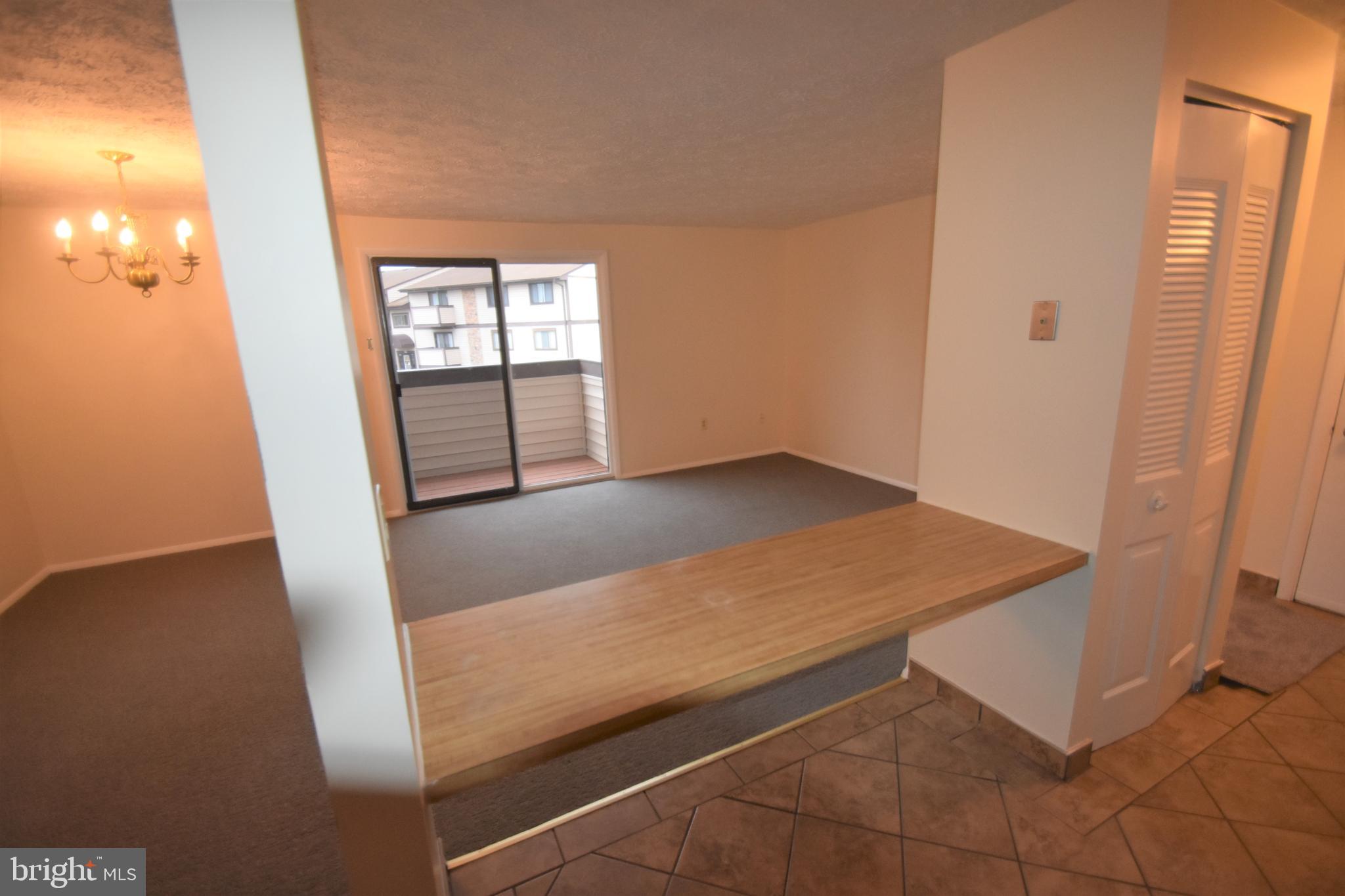 AMBERTOWNE - Residential Lease