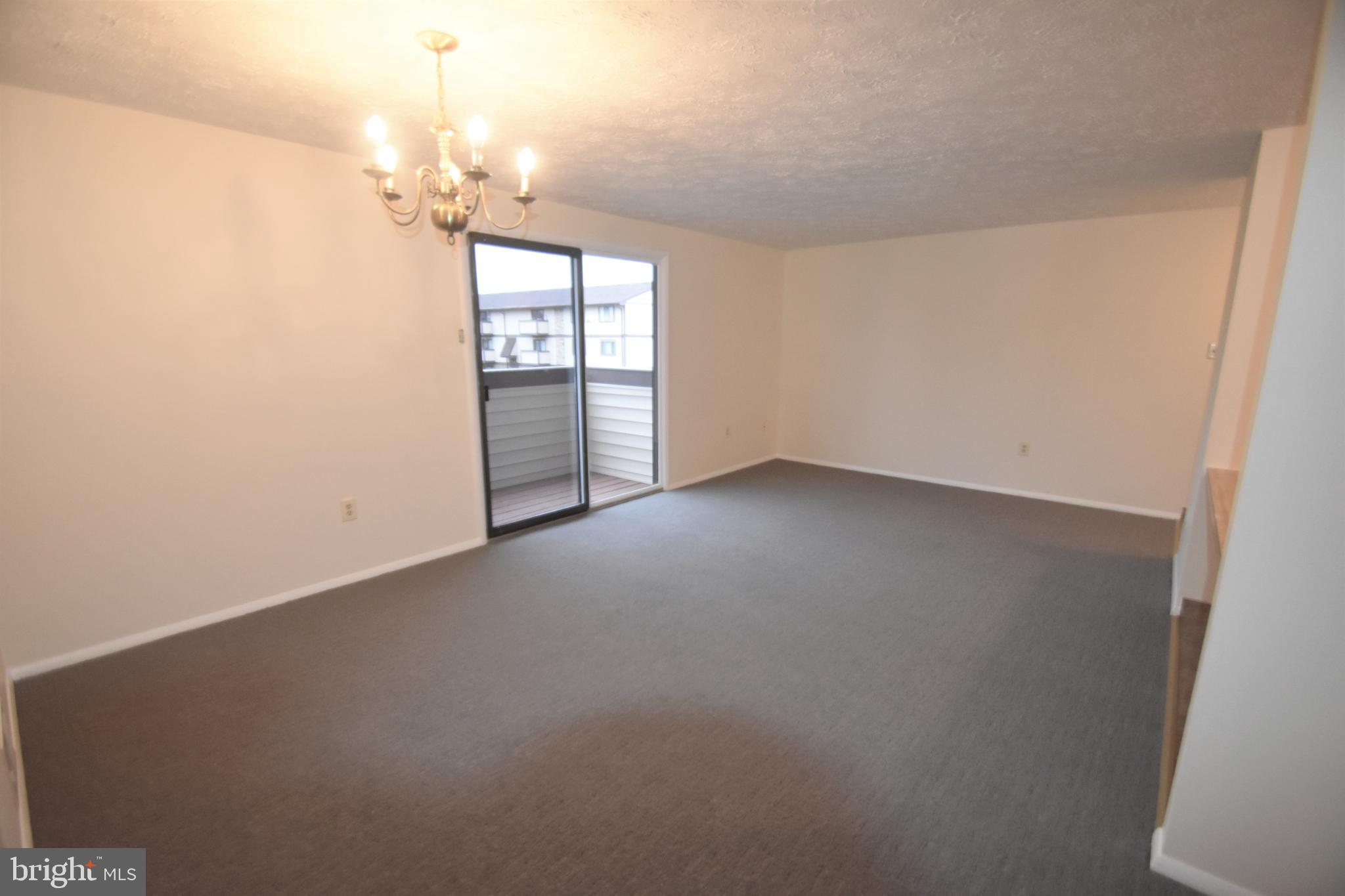 AMBERTOWNE - Residential Lease