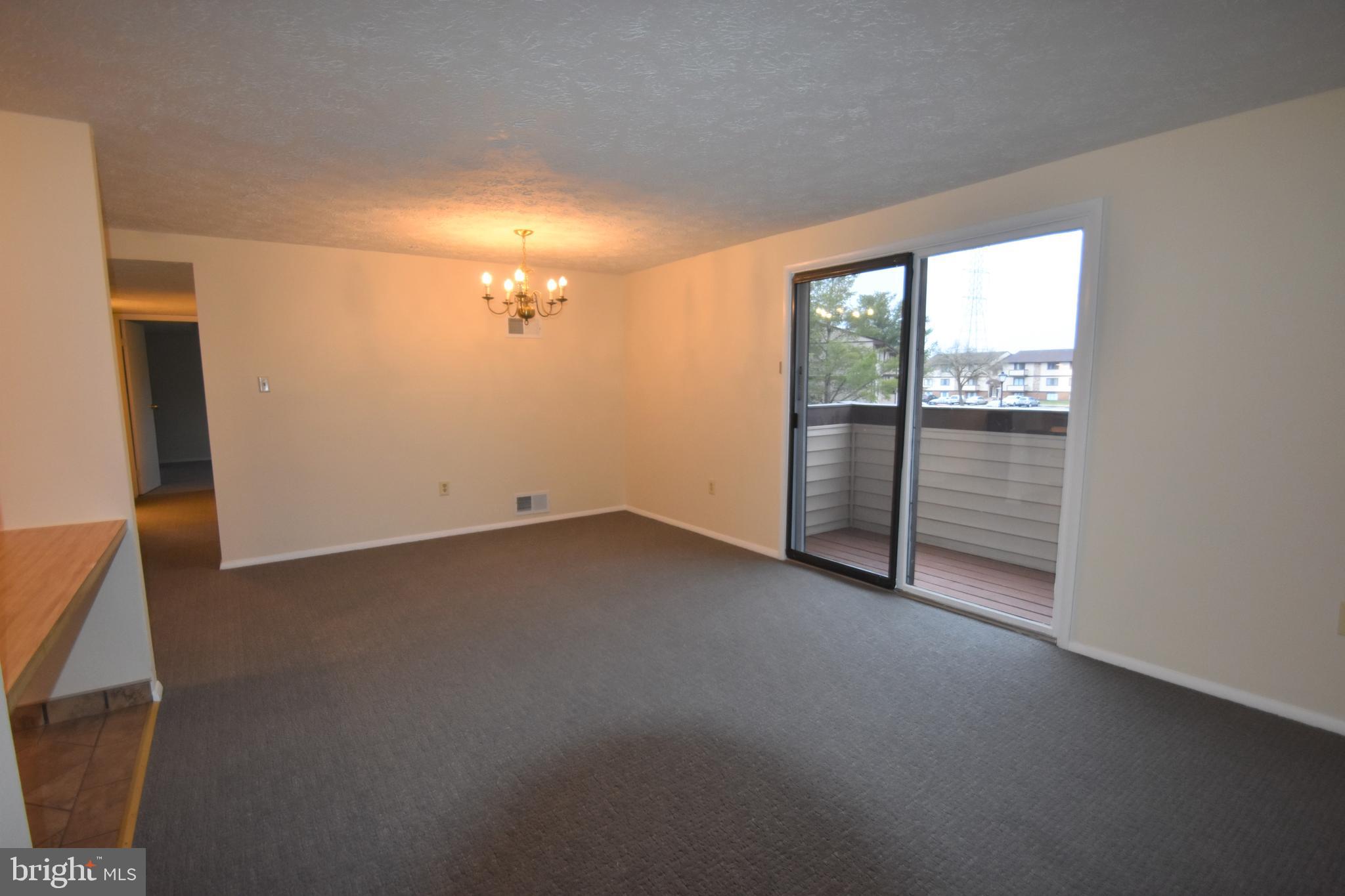 AMBERTOWNE - Residential Lease