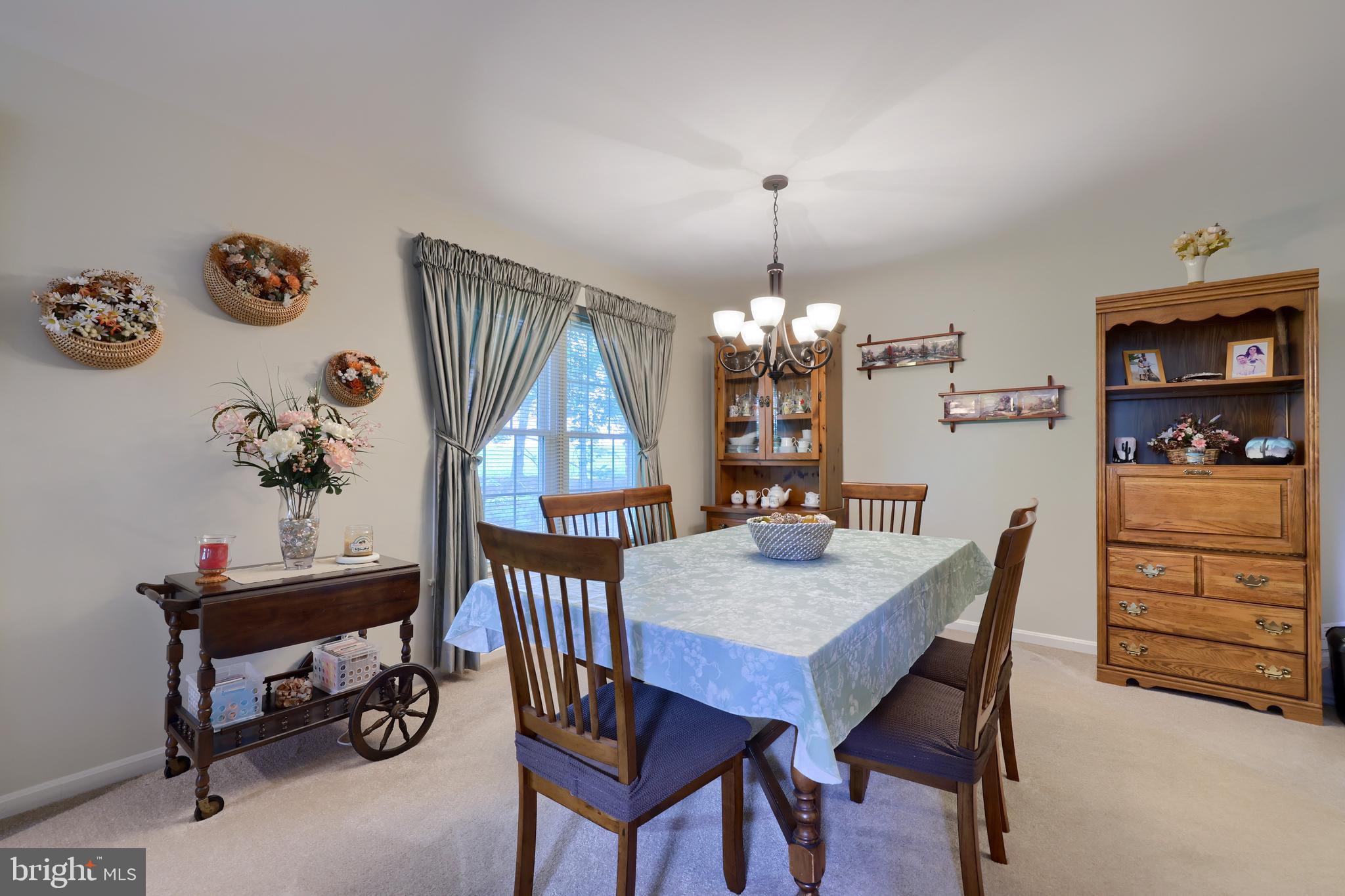 CAMBRIDGE COMMONS - Residential