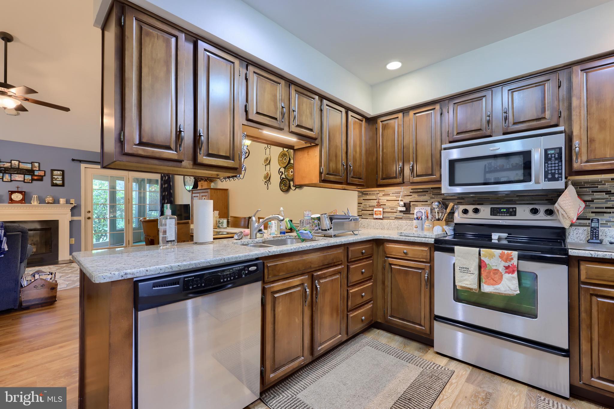 CAMBRIDGE COMMONS - Residential