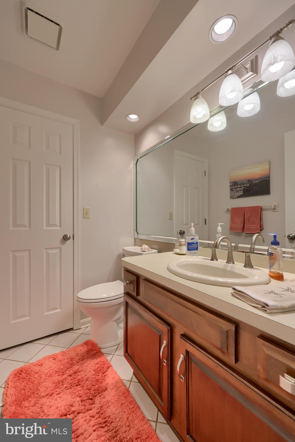 CAMBRIDGE COMMONS - Residential