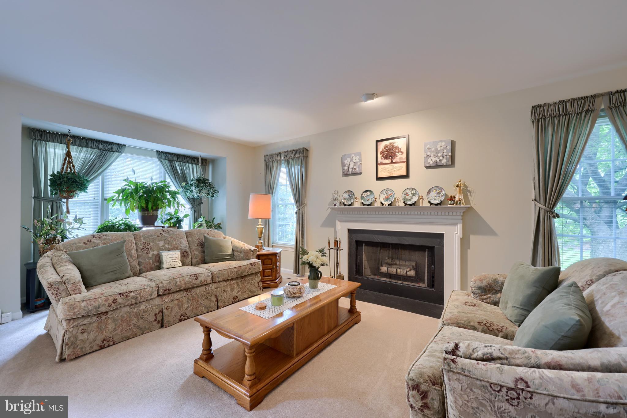 CAMBRIDGE COMMONS - Residential