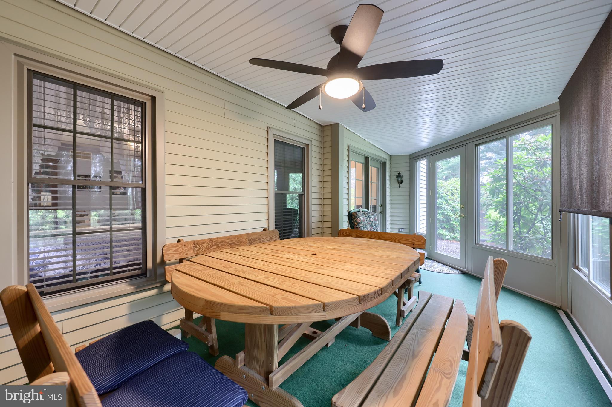 CAMBRIDGE COMMONS - Residential