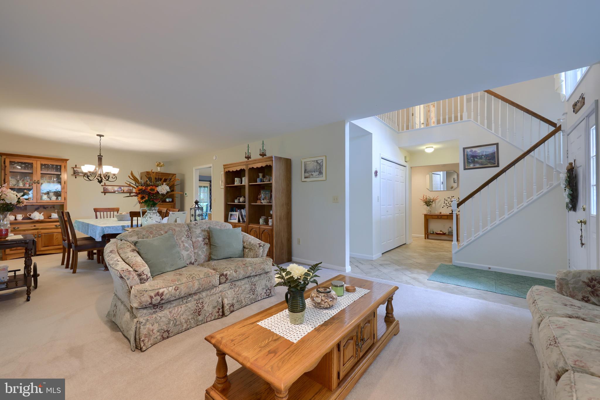 CAMBRIDGE COMMONS - Residential