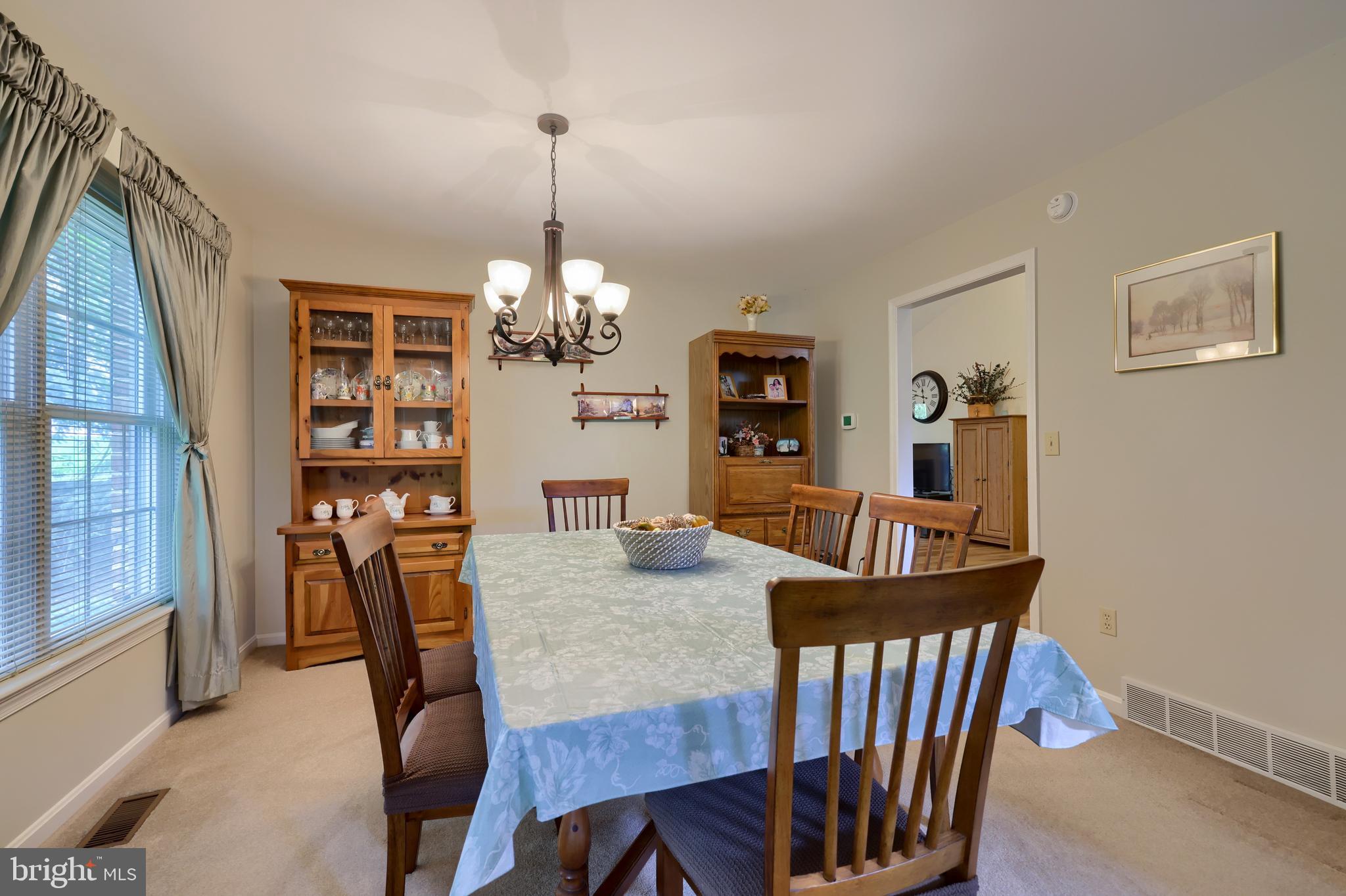 CAMBRIDGE COMMONS - Residential