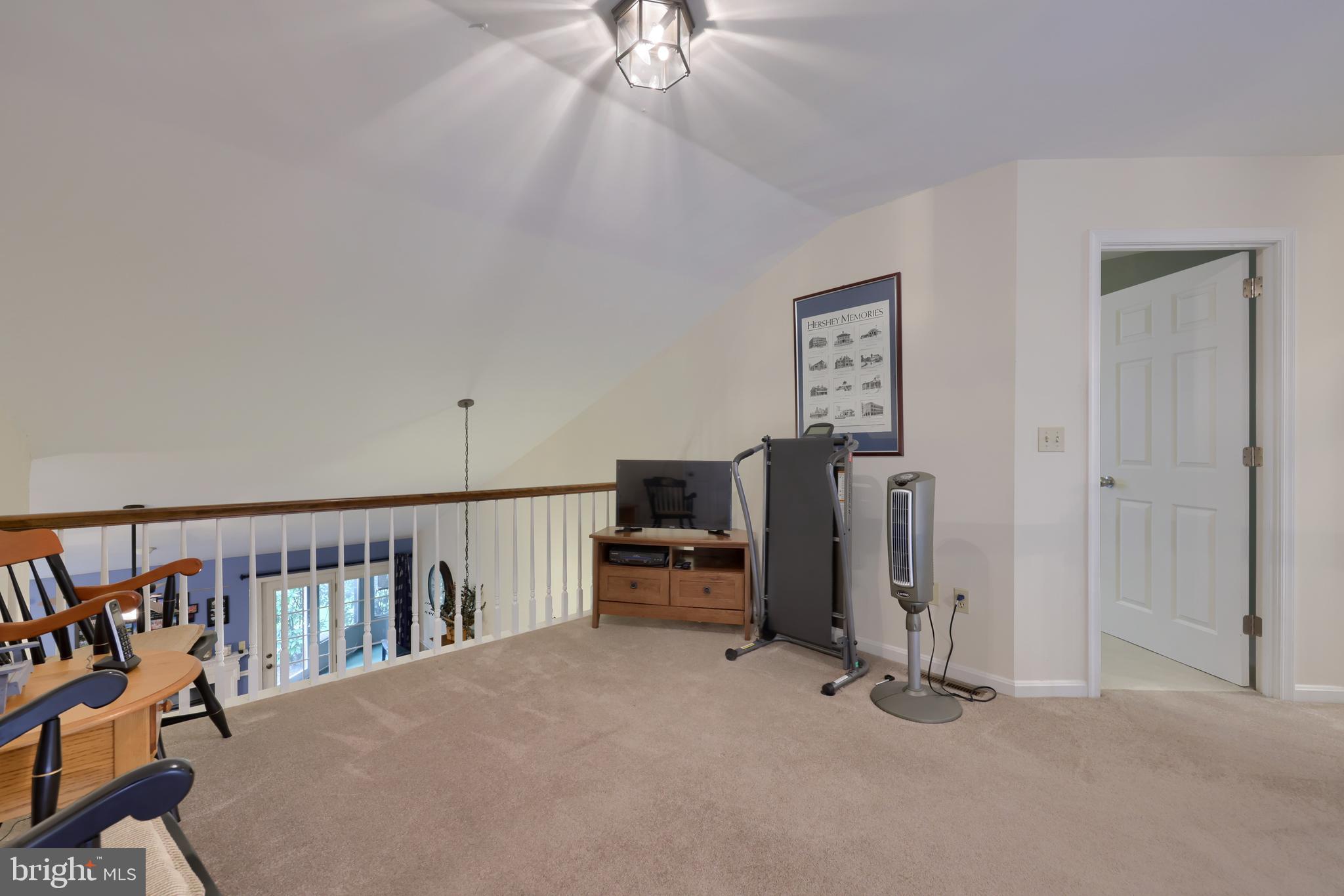 CAMBRIDGE COMMONS - Residential