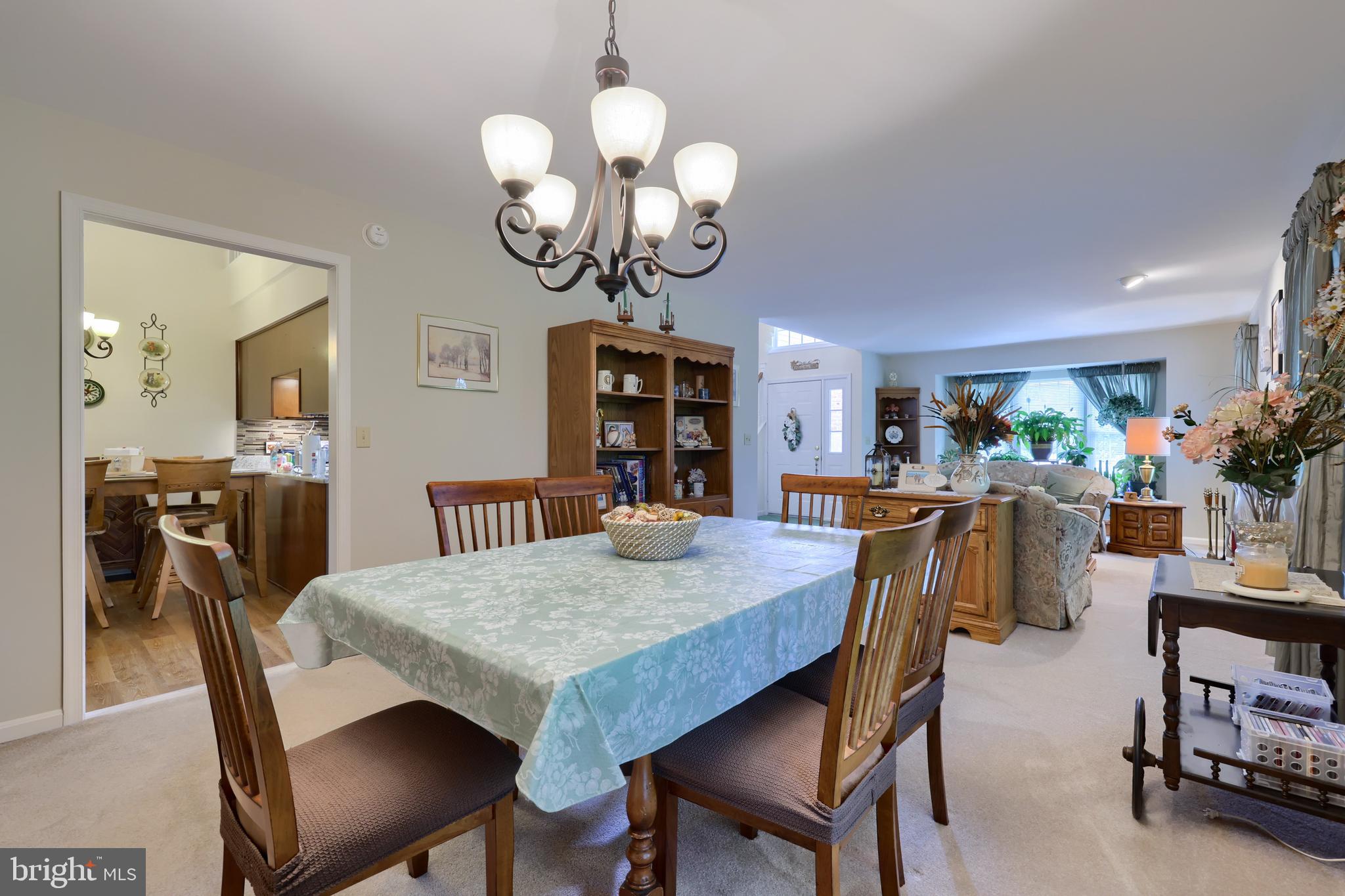 CAMBRIDGE COMMONS - Residential