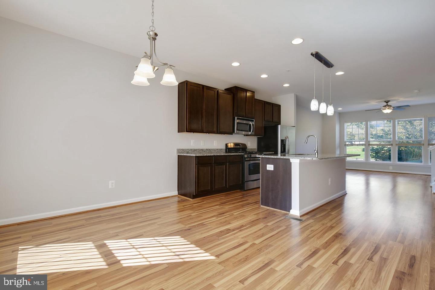 GALLERY PARK - Residential Lease