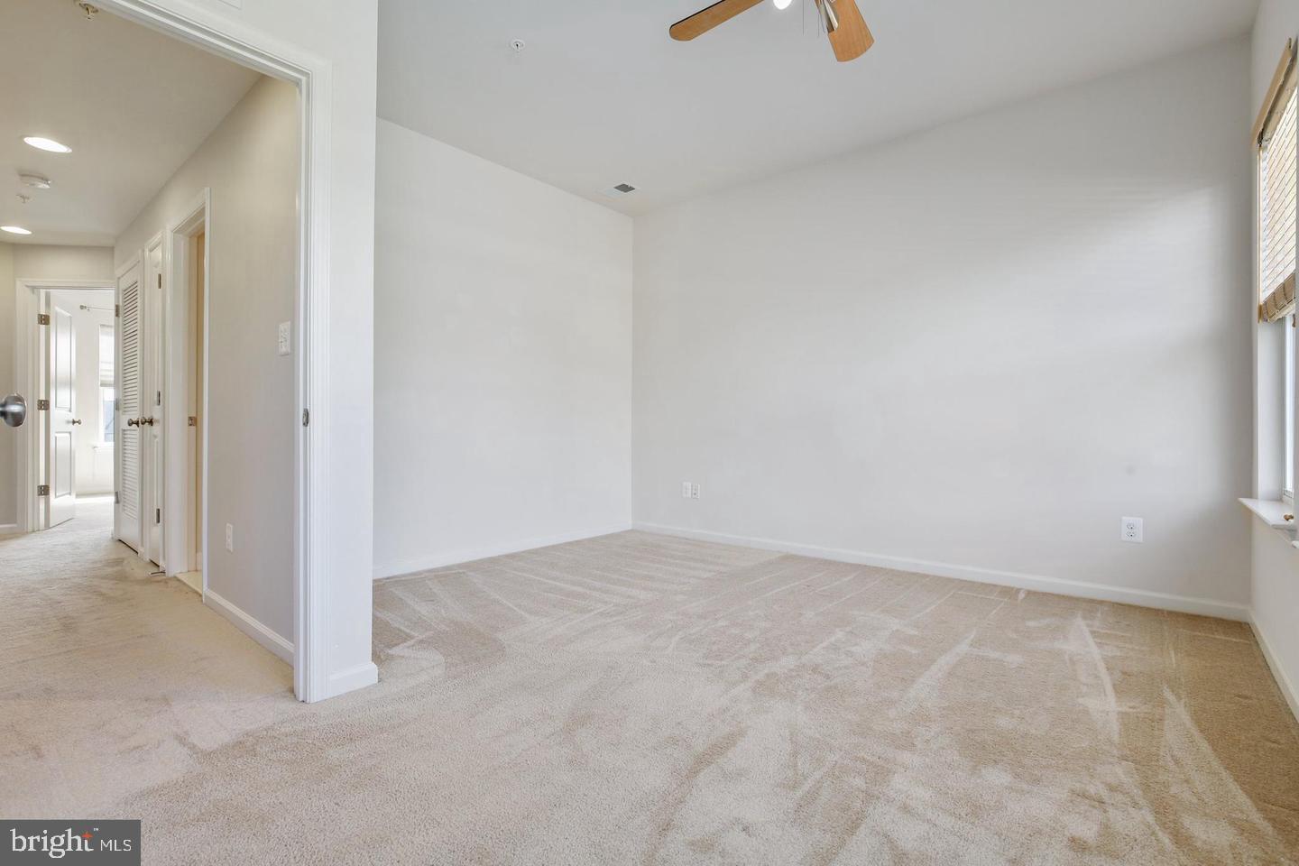 GALLERY PARK - Residential Lease