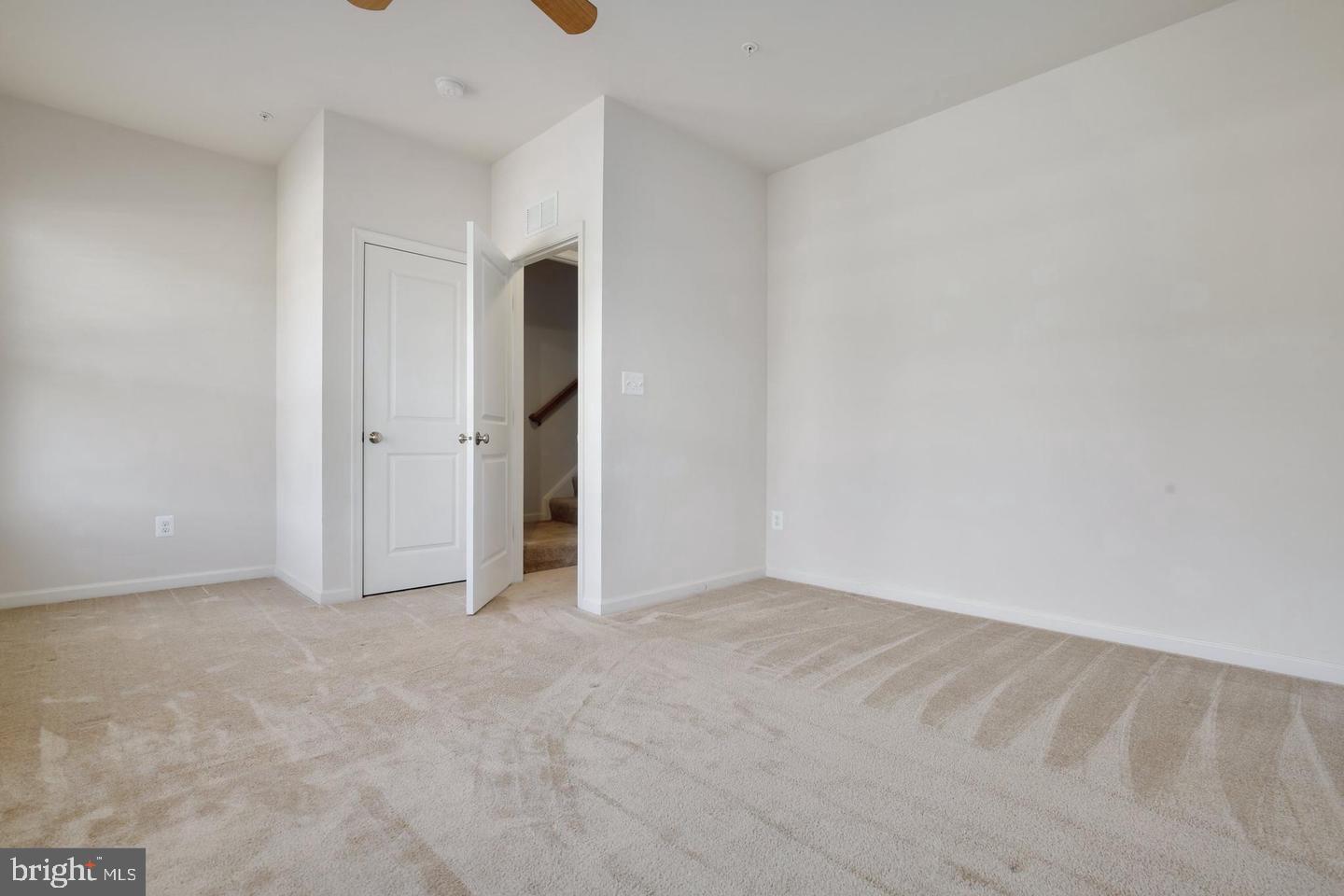 GALLERY PARK - Residential Lease