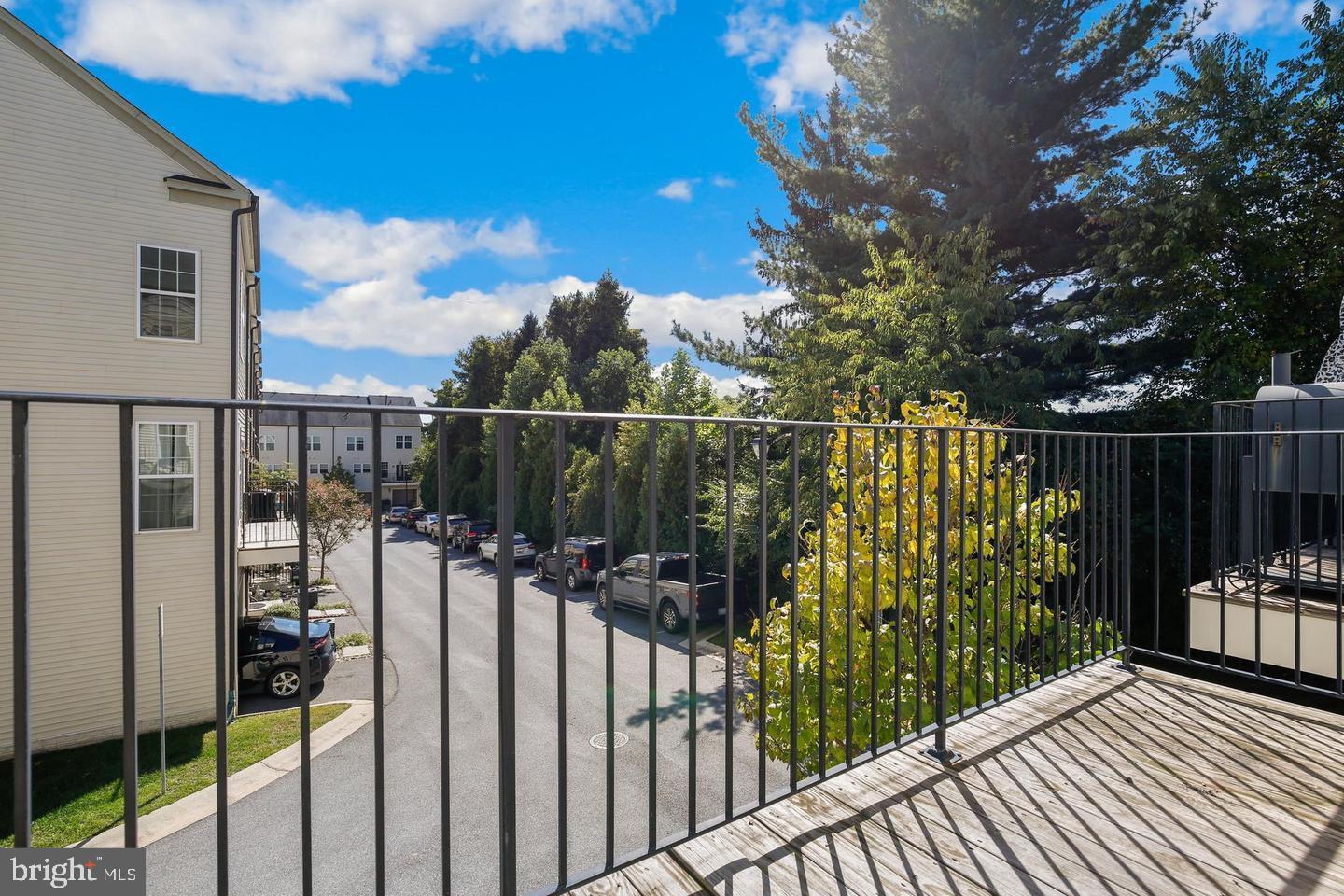 GALLERY PARK - Residential Lease