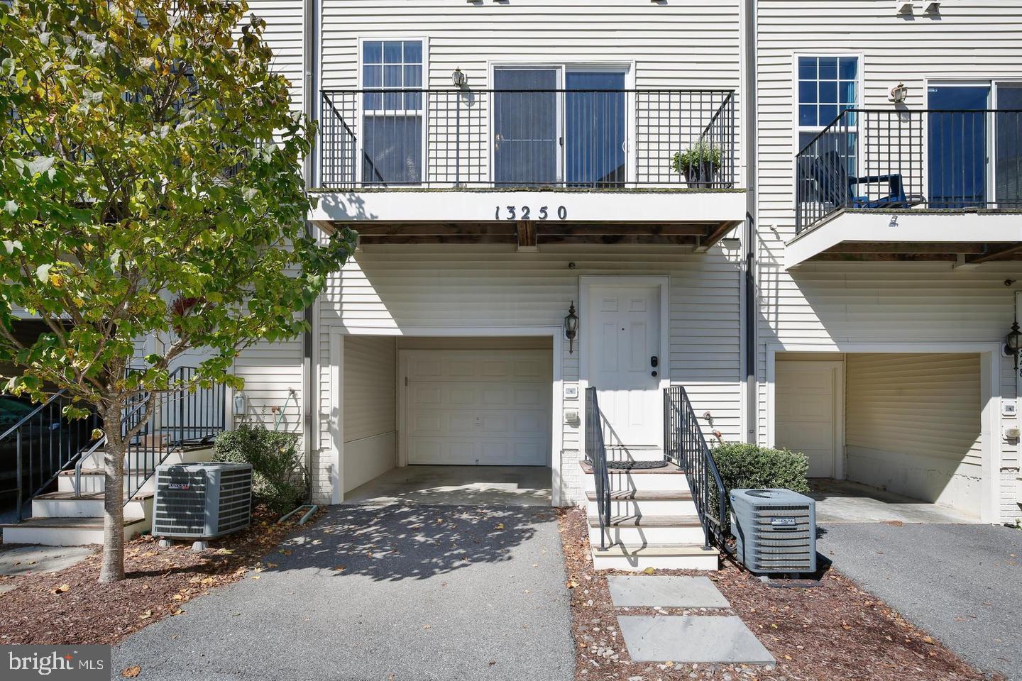 GALLERY PARK - Residential Lease