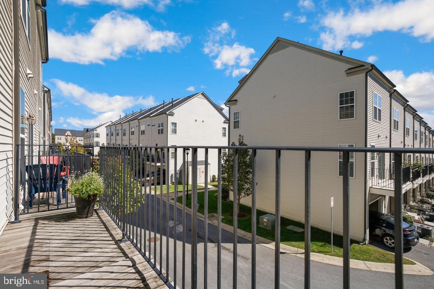 GALLERY PARK - Residential Lease