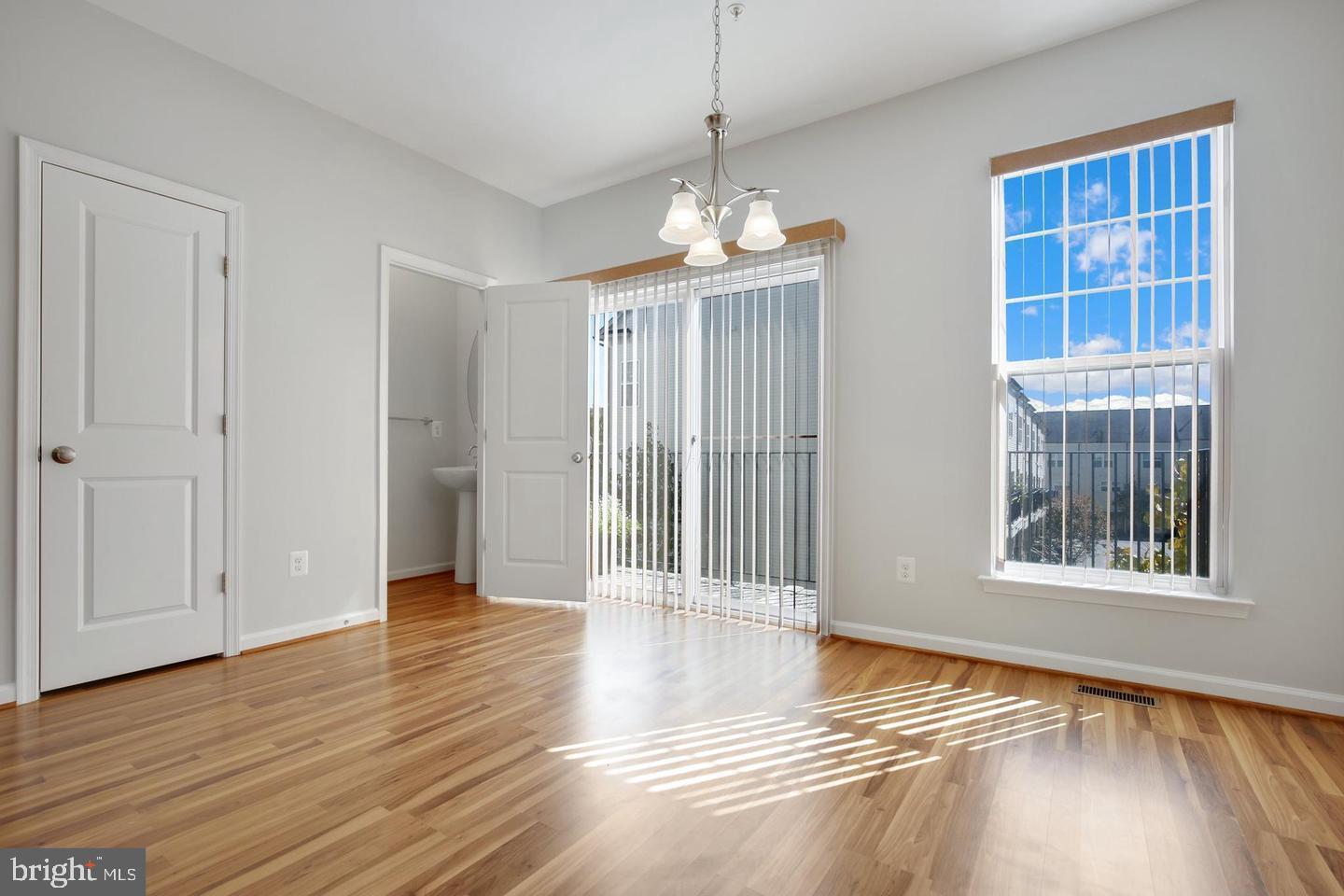 GALLERY PARK - Residential Lease