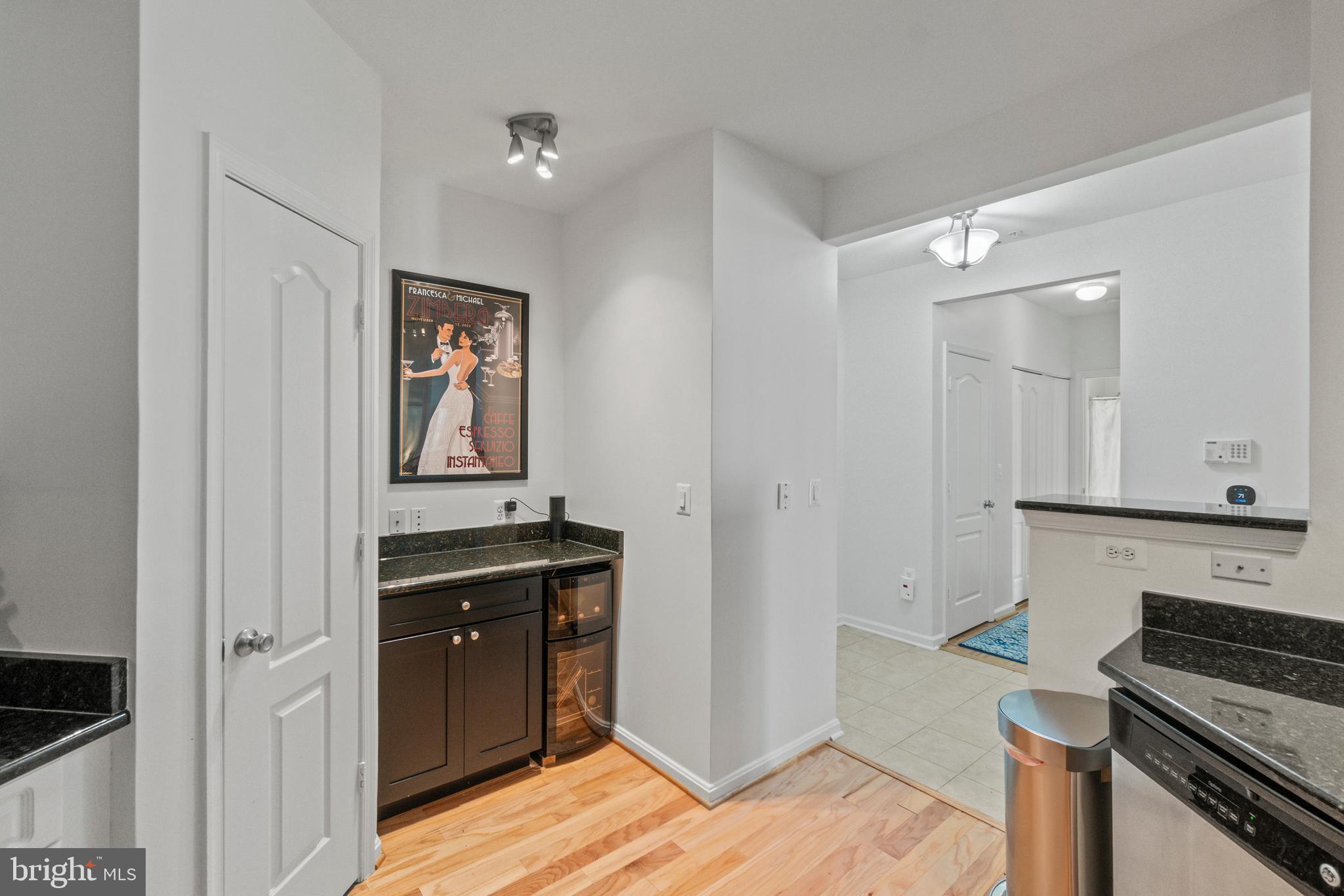 HIGH VIEW AT HUNT VALLEY - Residential