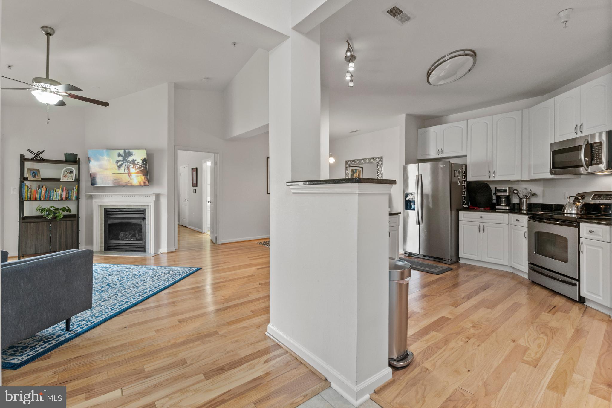 HIGH VIEW AT HUNT VALLEY - Residential