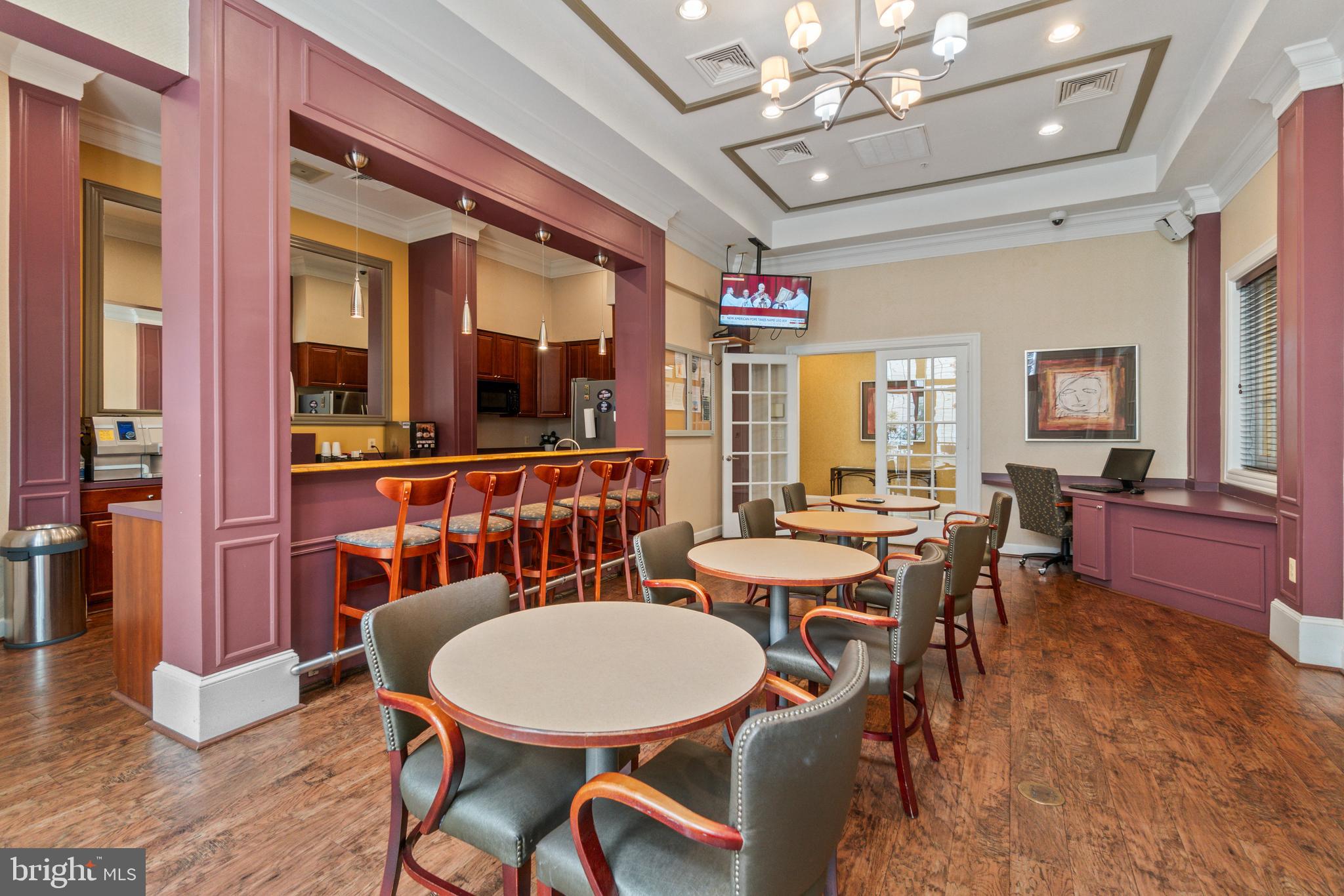 HIGH VIEW AT HUNT VALLEY - Residential