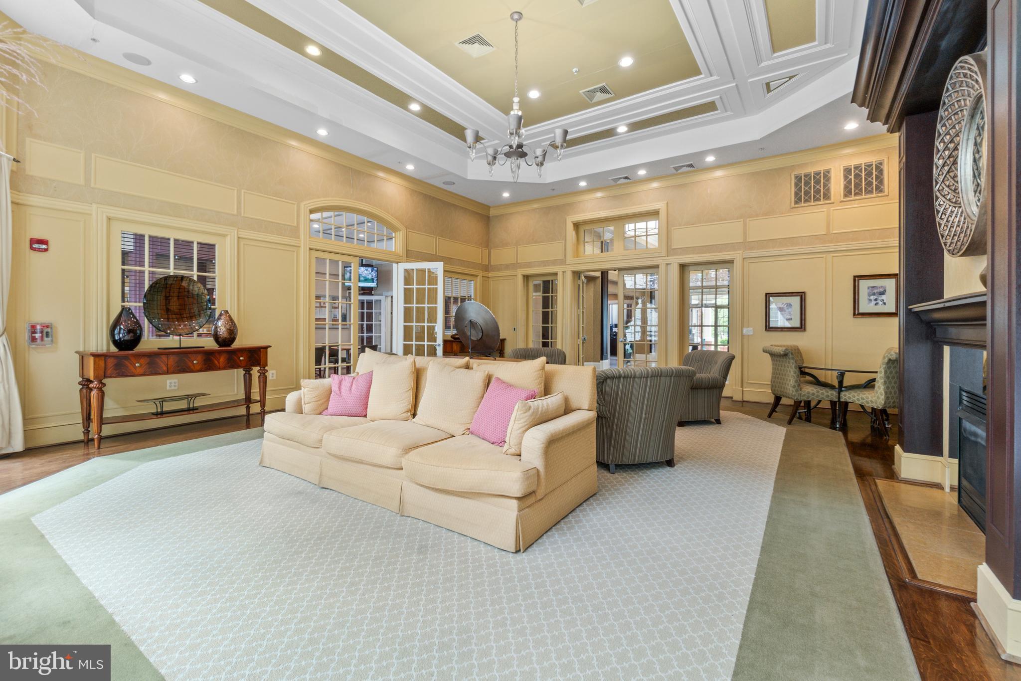 HIGH VIEW AT HUNT VALLEY - Residential