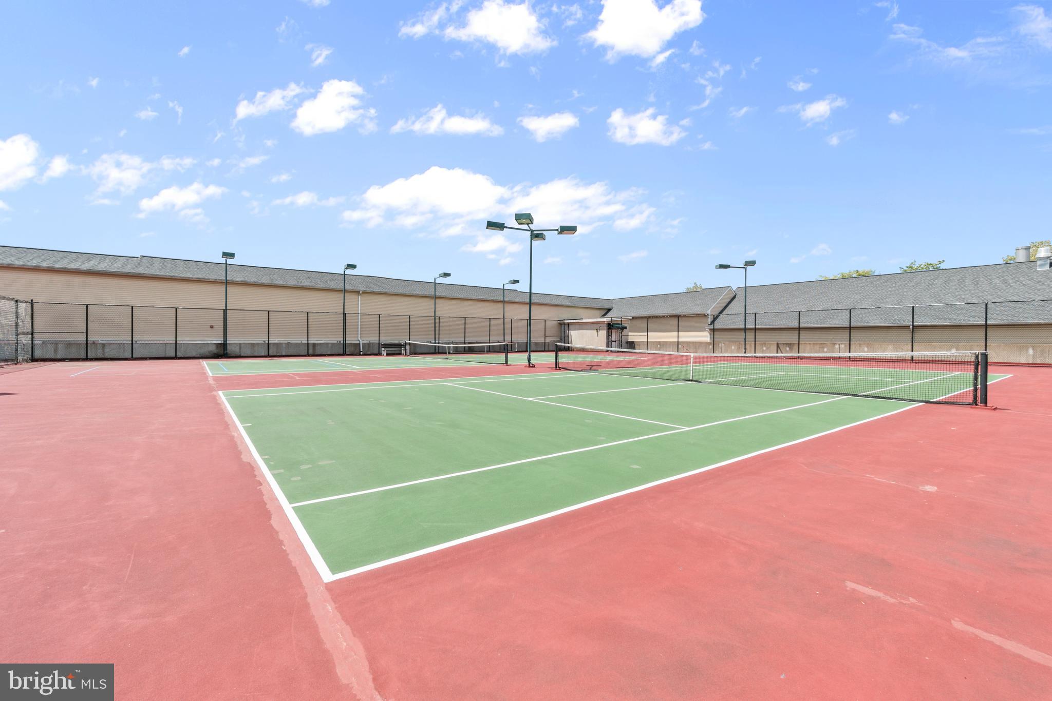 HIGH VIEW AT HUNT VALLEY - Residential