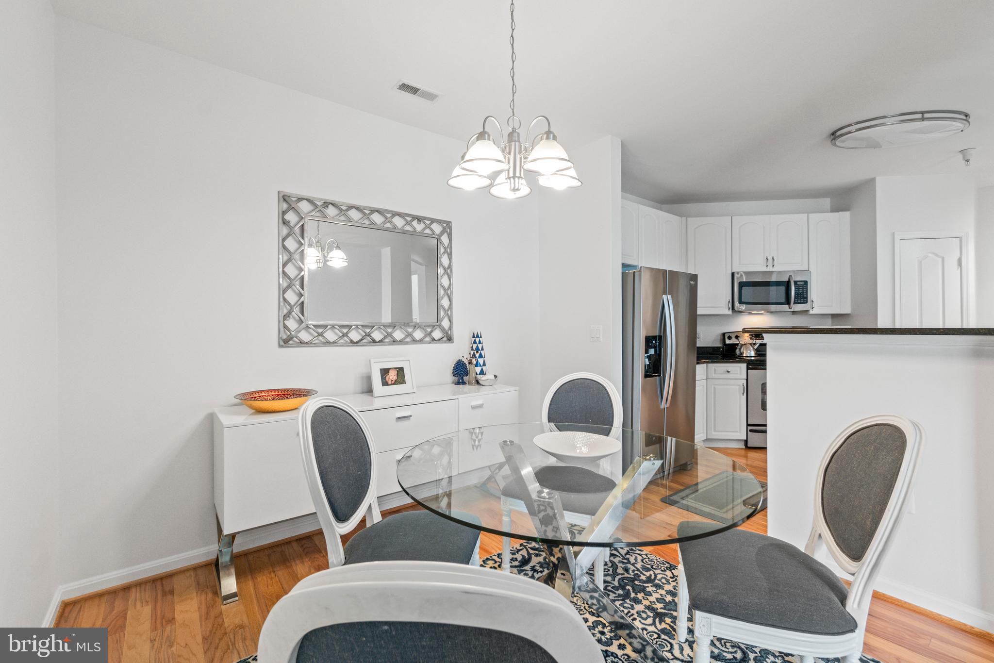 HIGH VIEW AT HUNT VALLEY - Residential