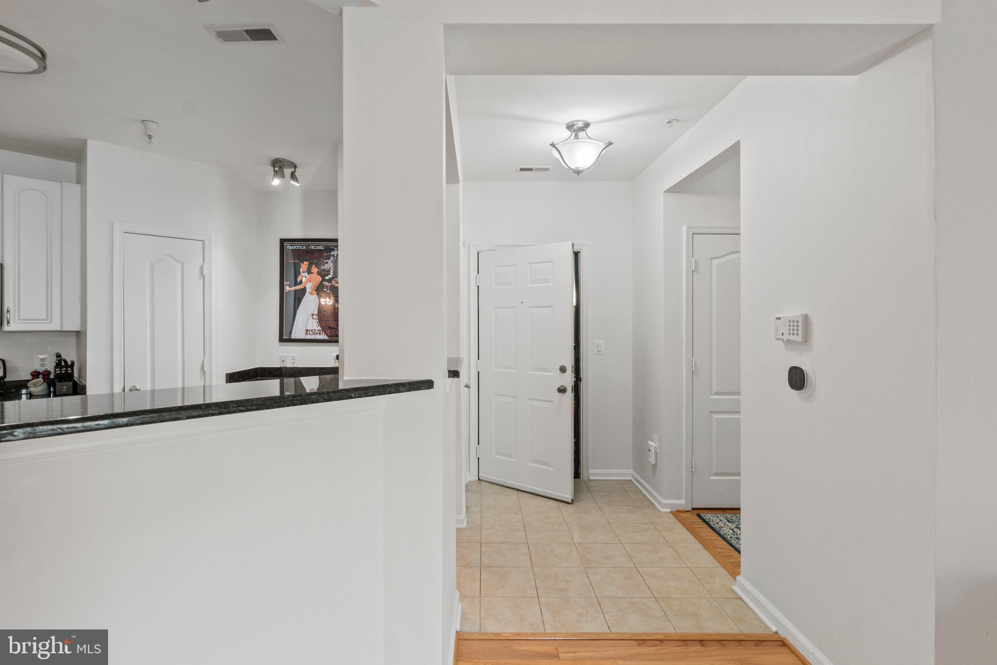 HIGH VIEW AT HUNT VALLEY - Residential