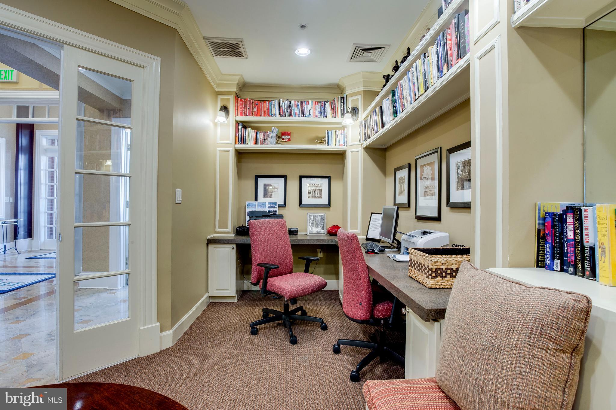 HIGH VIEW AT HUNT VALLEY - Residential