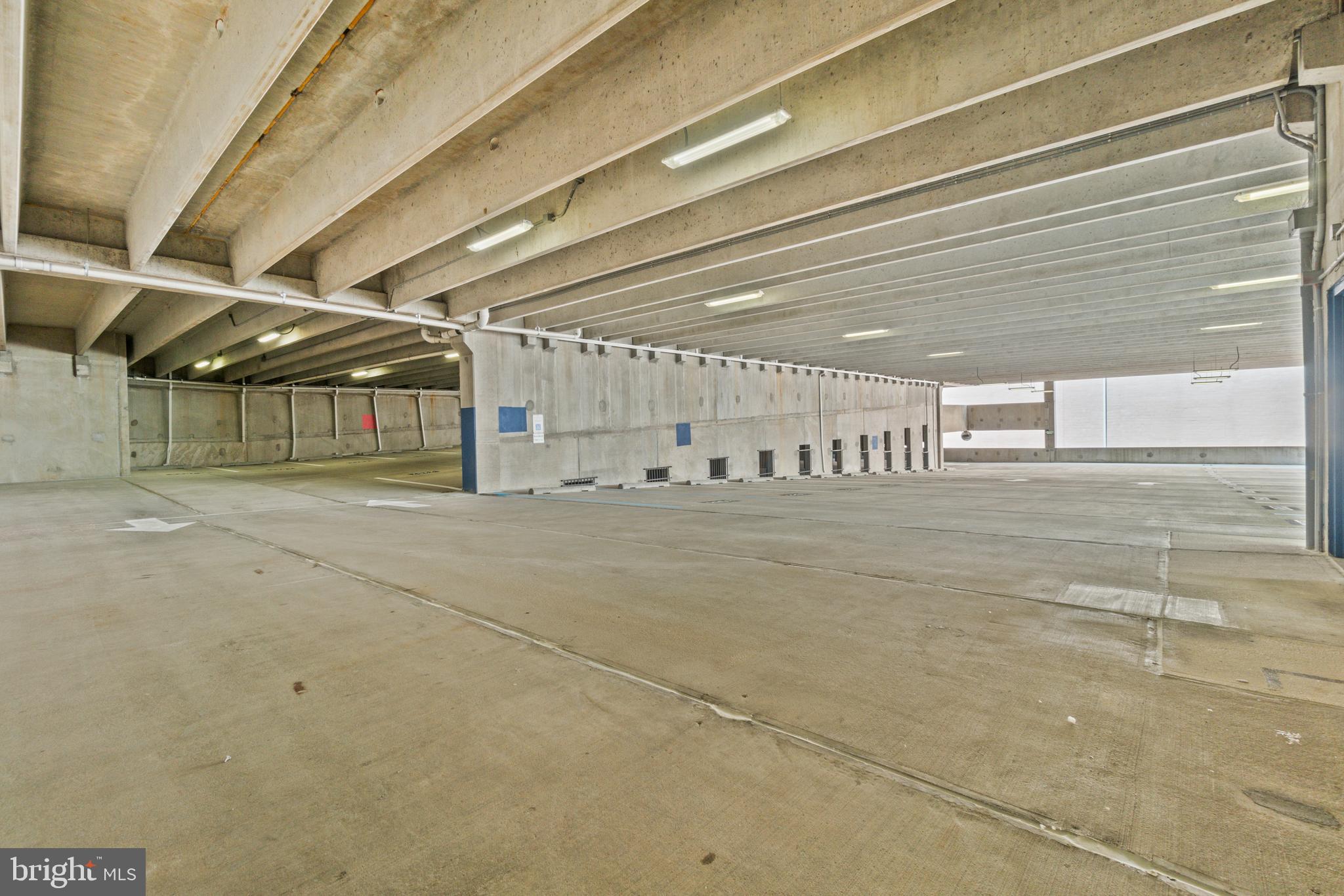 HIGH VIEW AT HUNT VALLEY - Residential