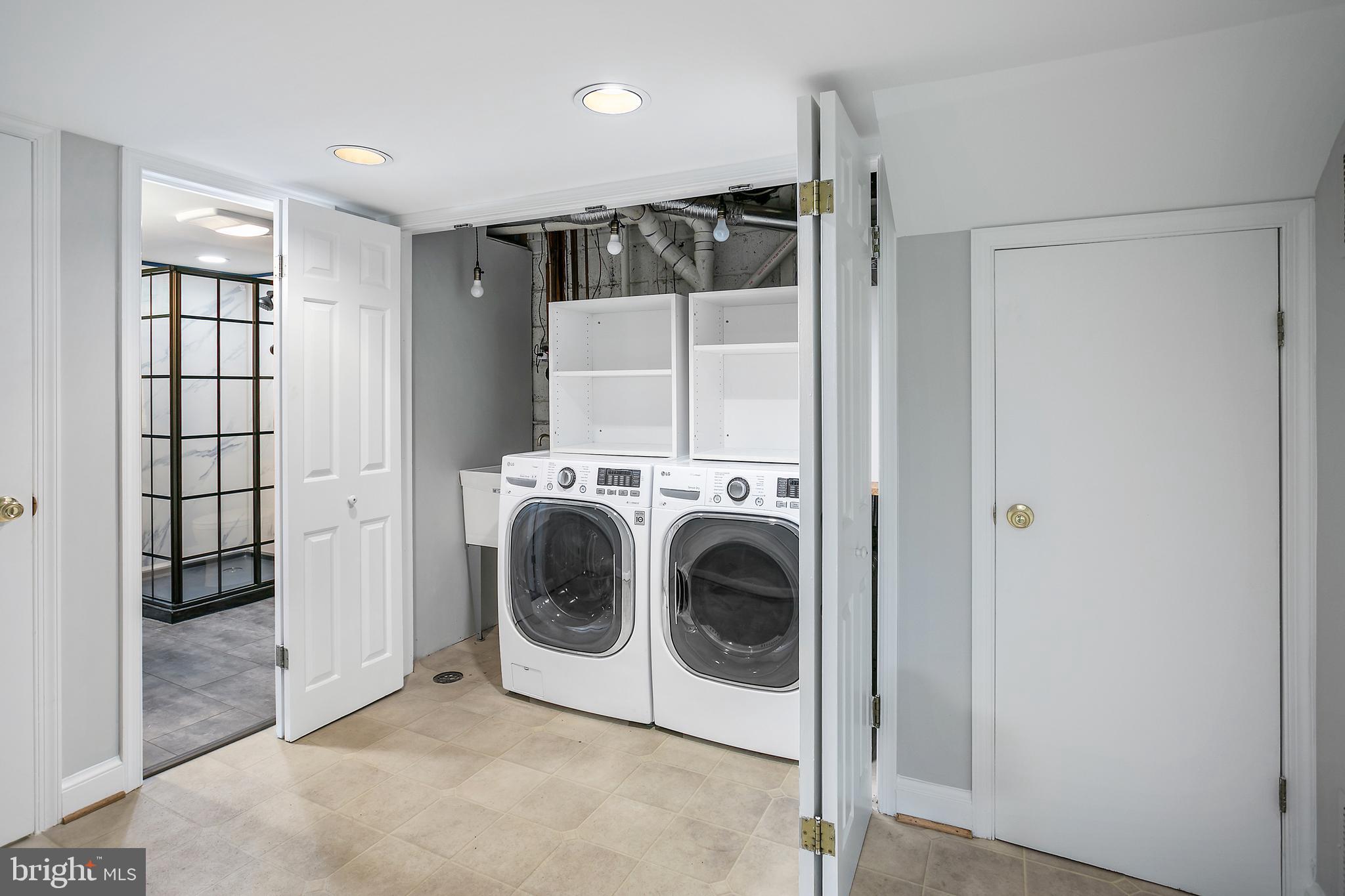 BELLEVUE FOREST - Residential