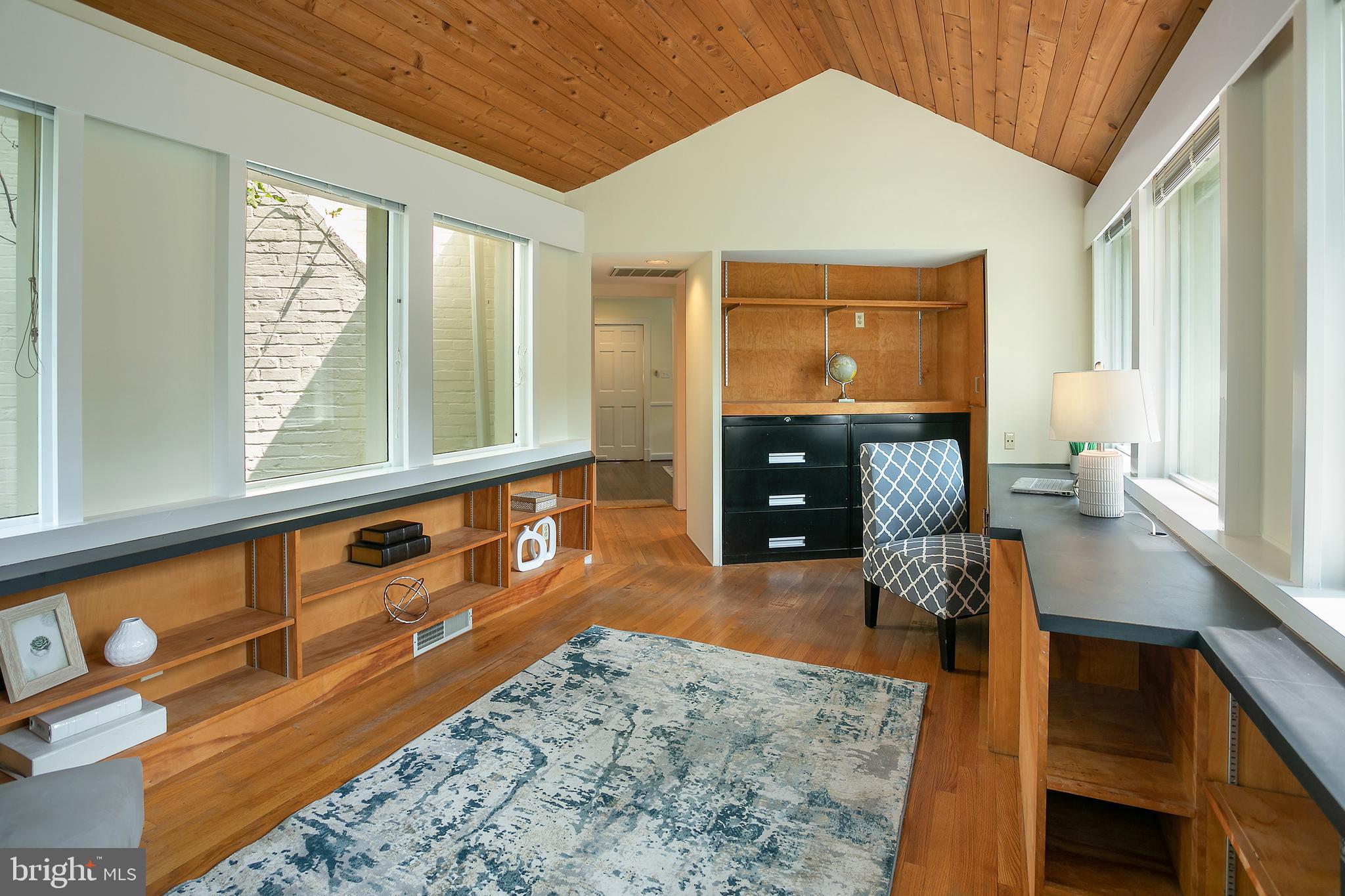 BELLEVUE FOREST - Residential