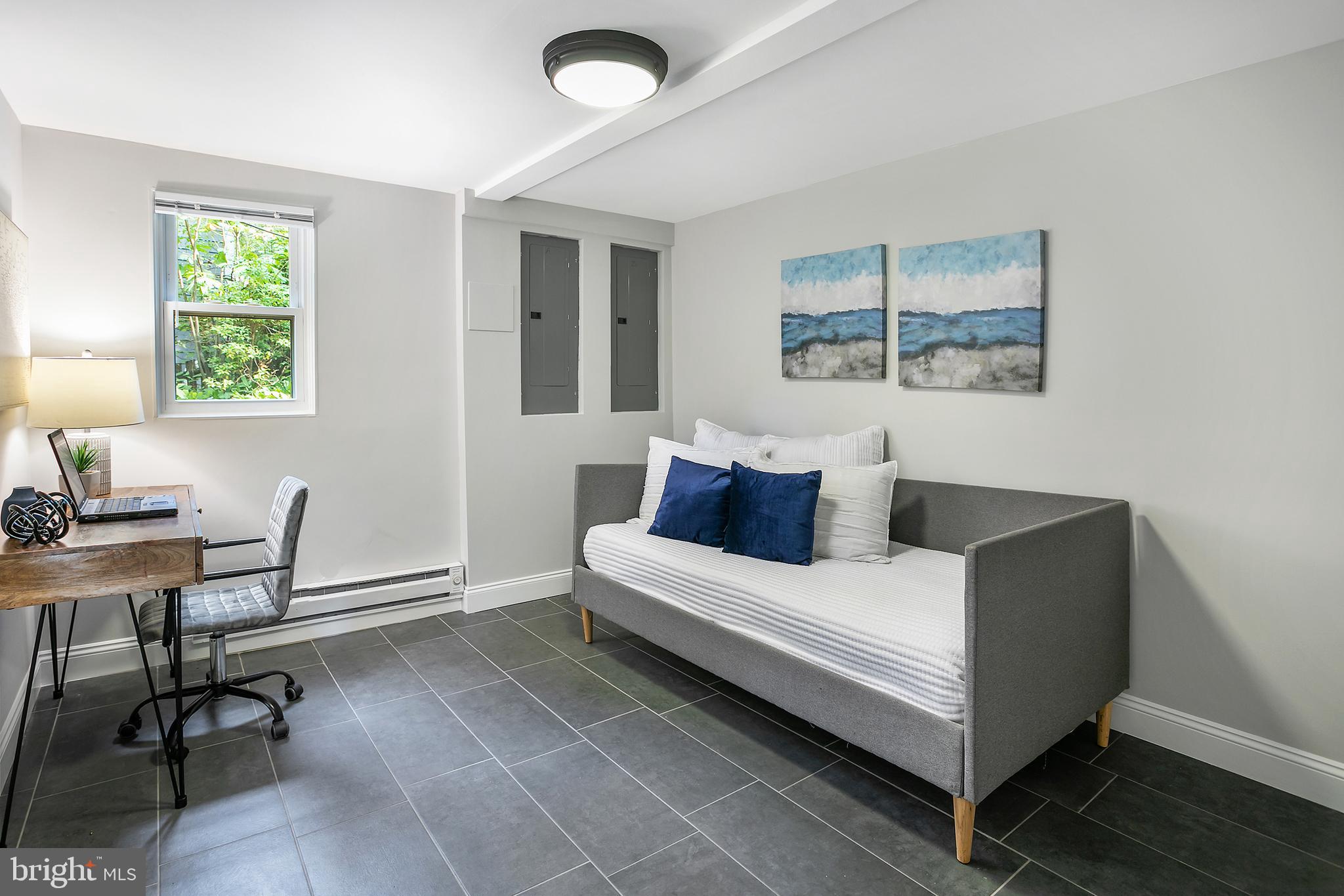 BELLEVUE FOREST - Residential