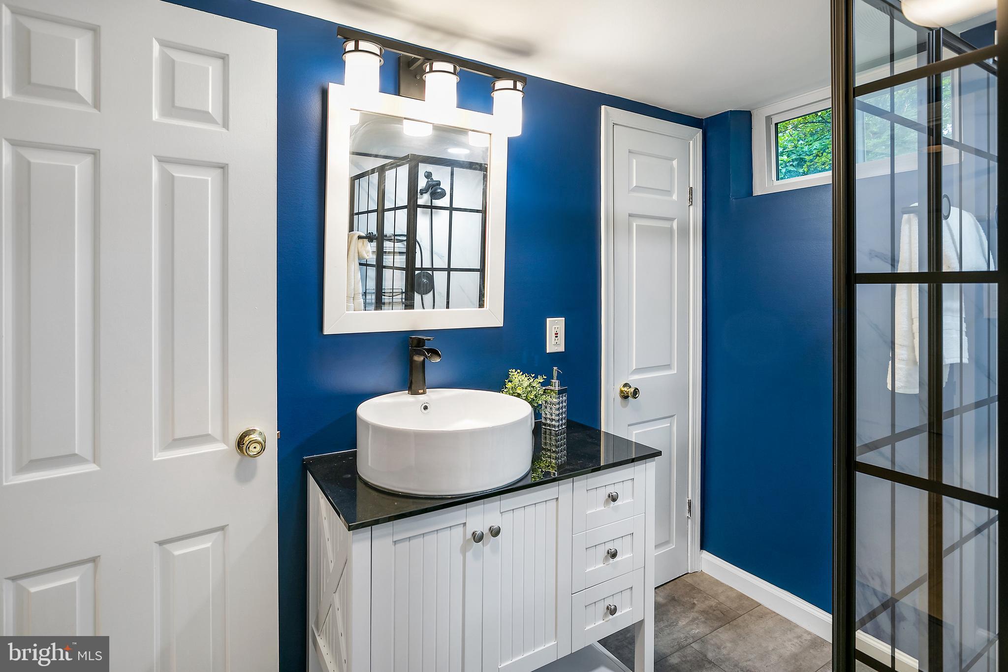 BELLEVUE FOREST - Residential