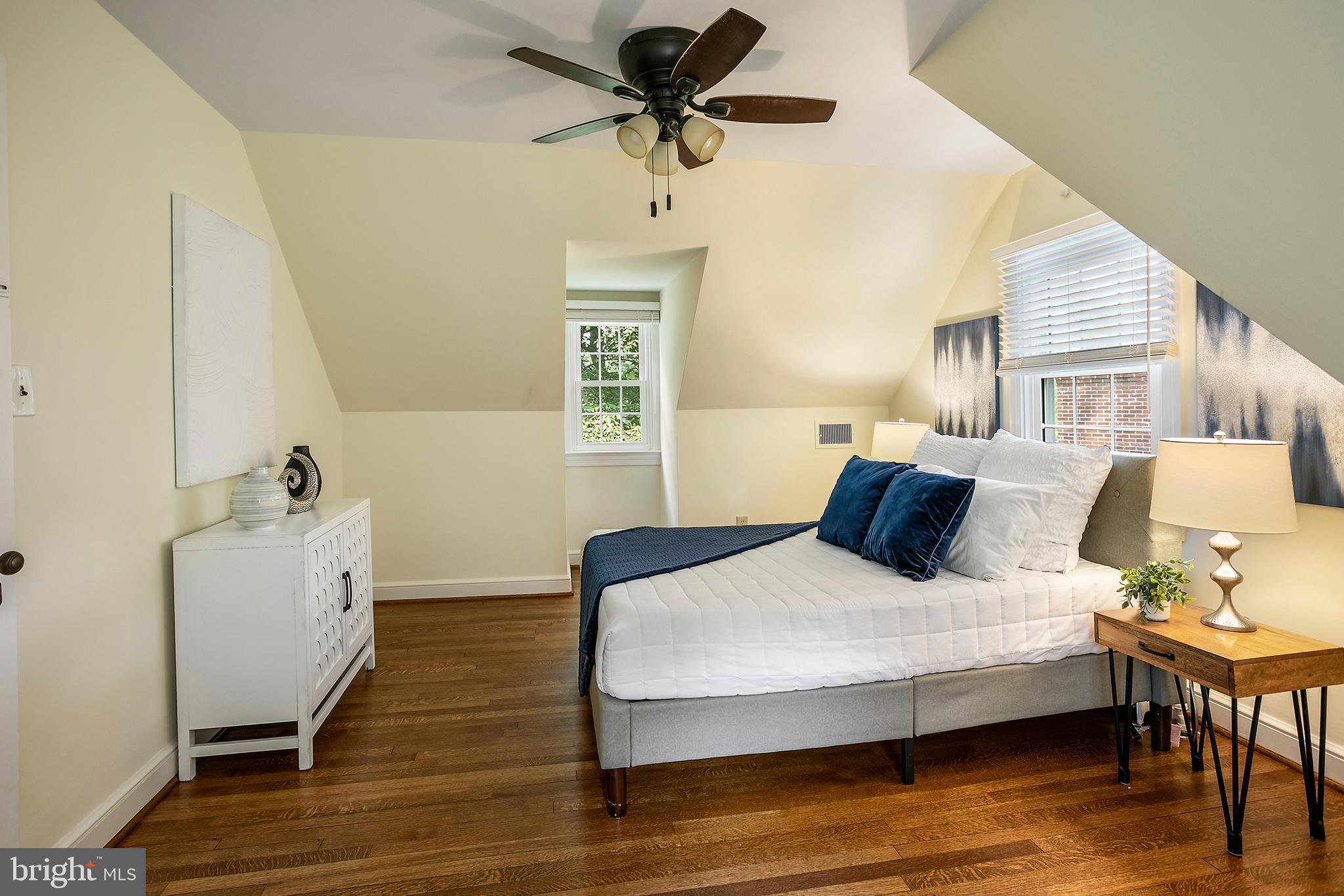 BELLEVUE FOREST - Residential