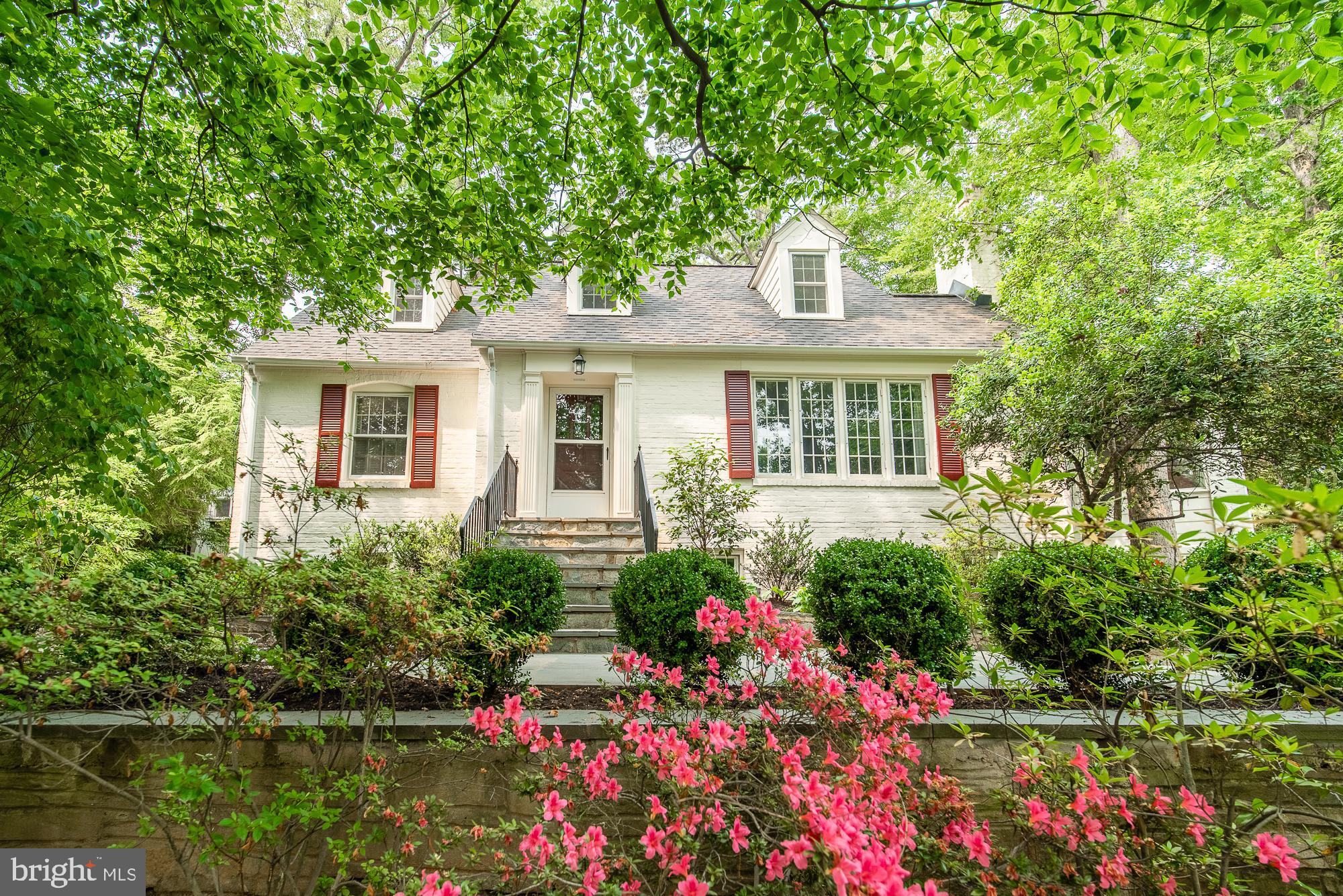 BELLEVUE FOREST - Residential