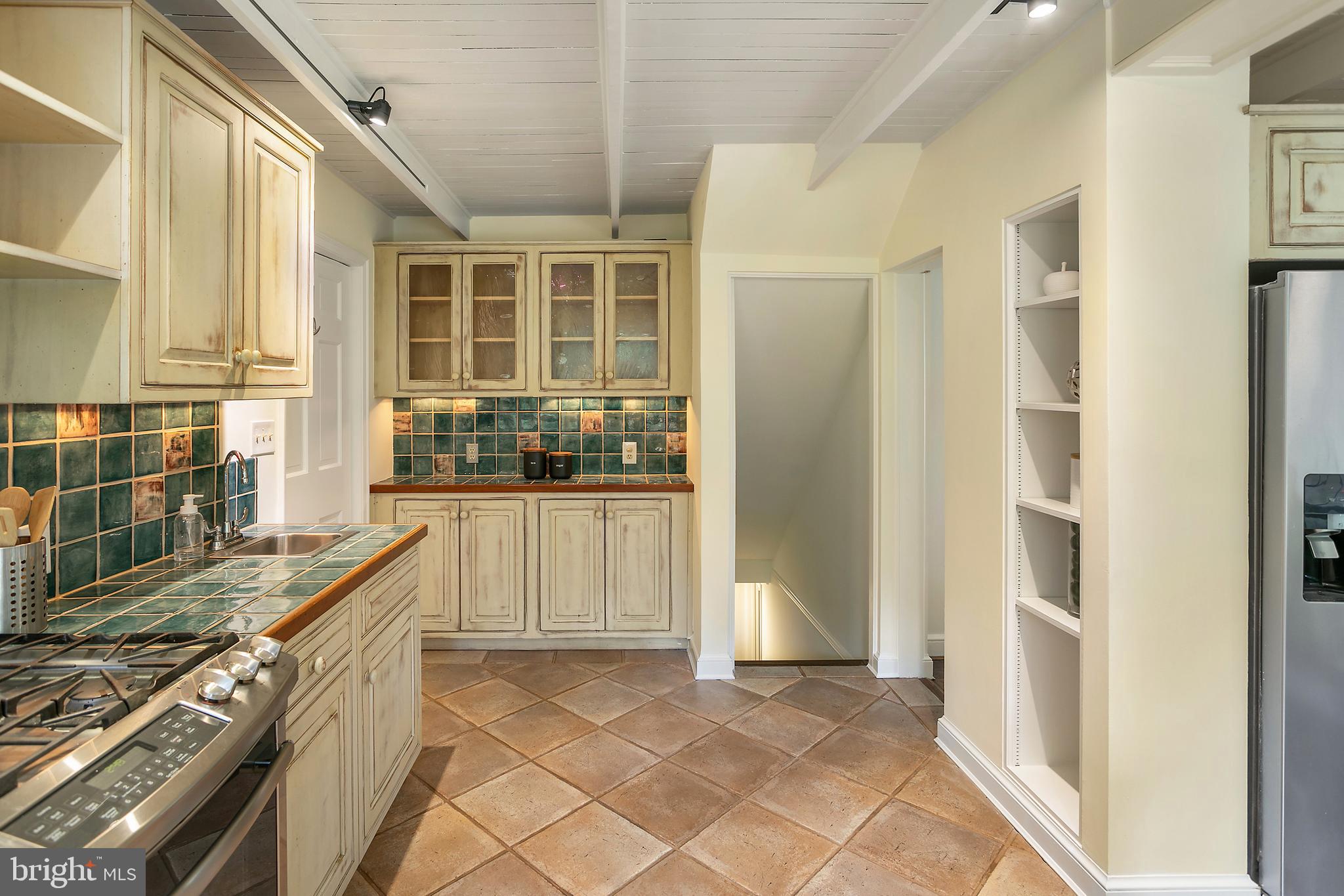 BELLEVUE FOREST - Residential