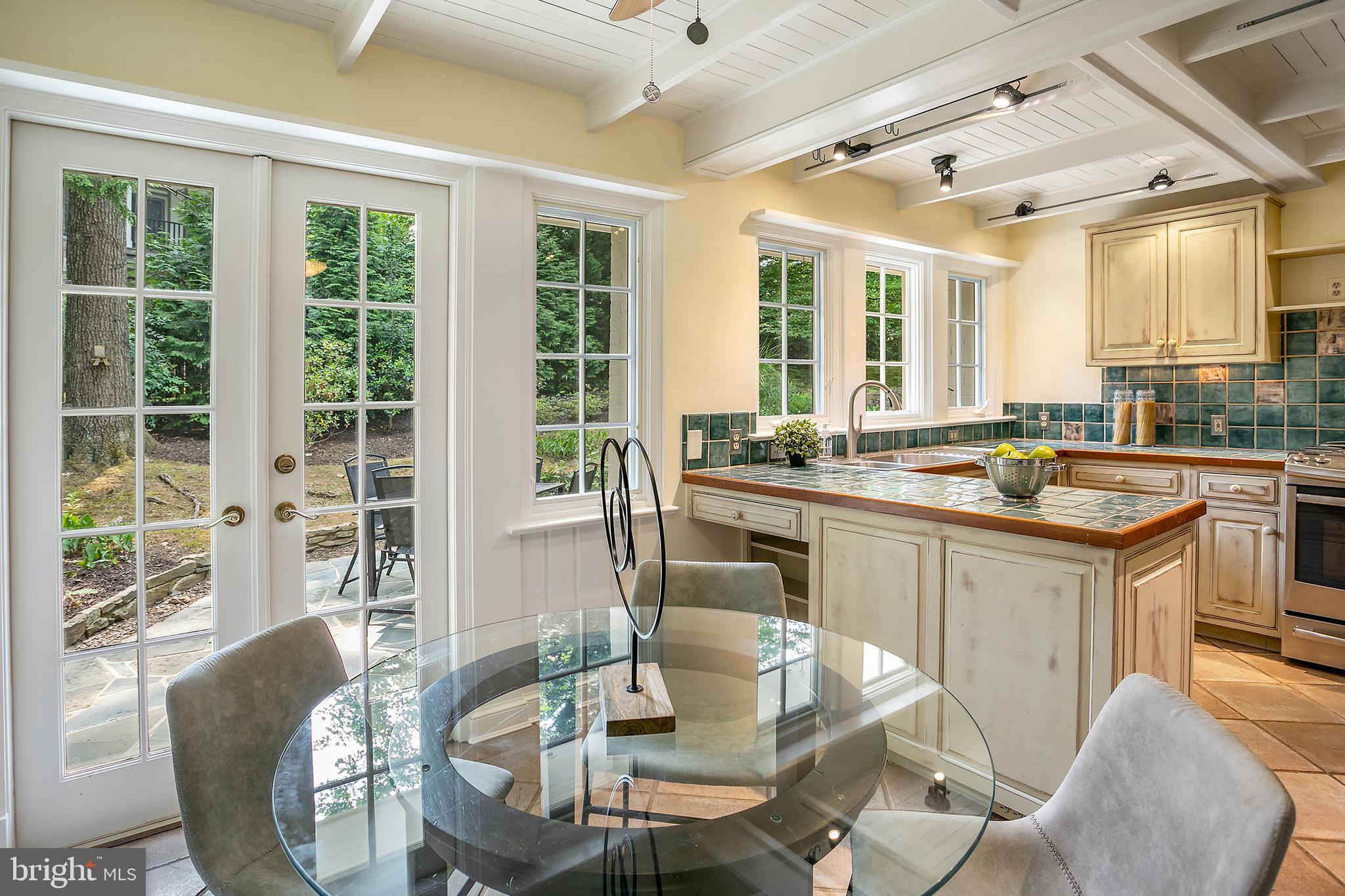 BELLEVUE FOREST - Residential