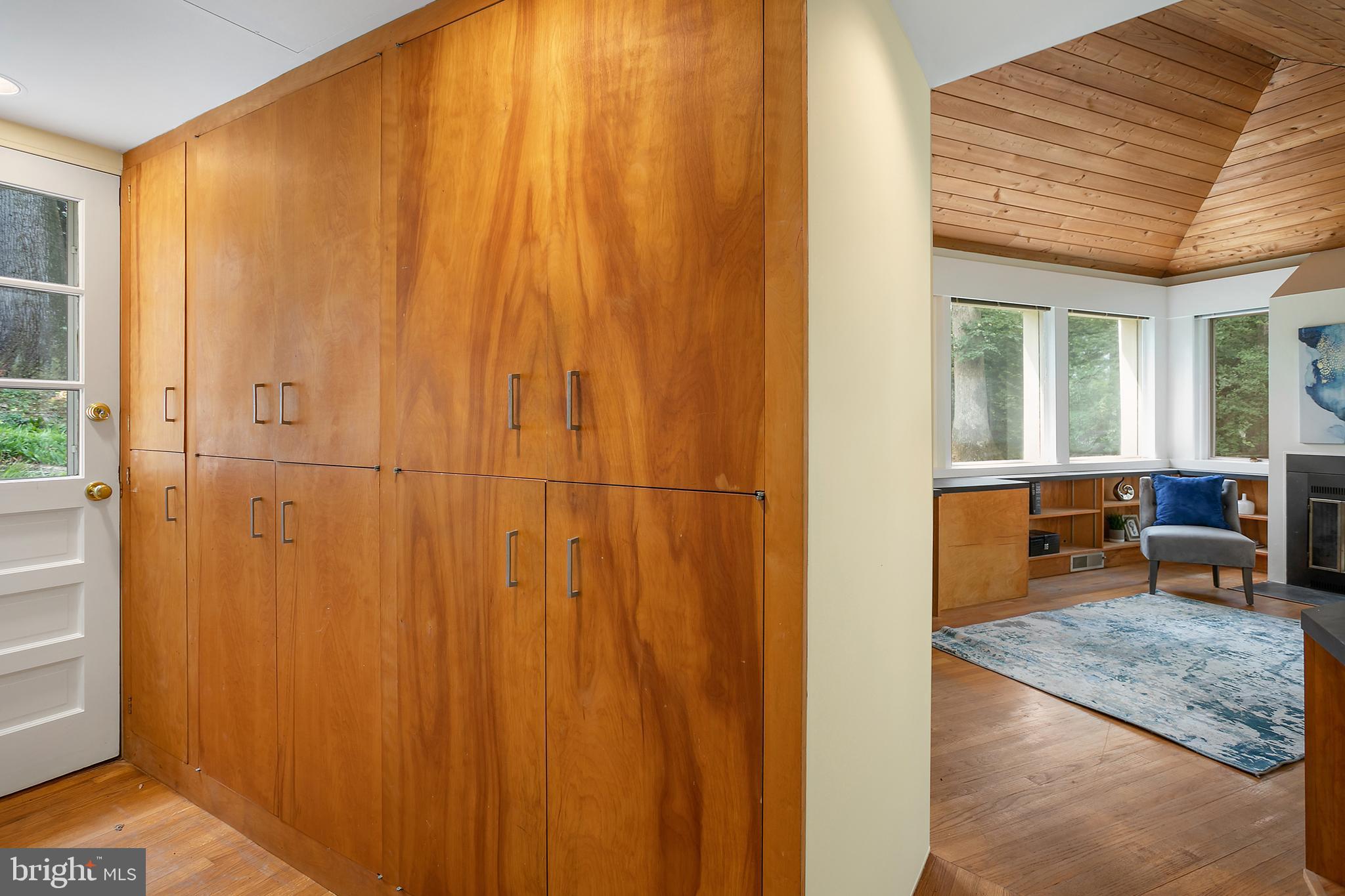 BELLEVUE FOREST - Residential