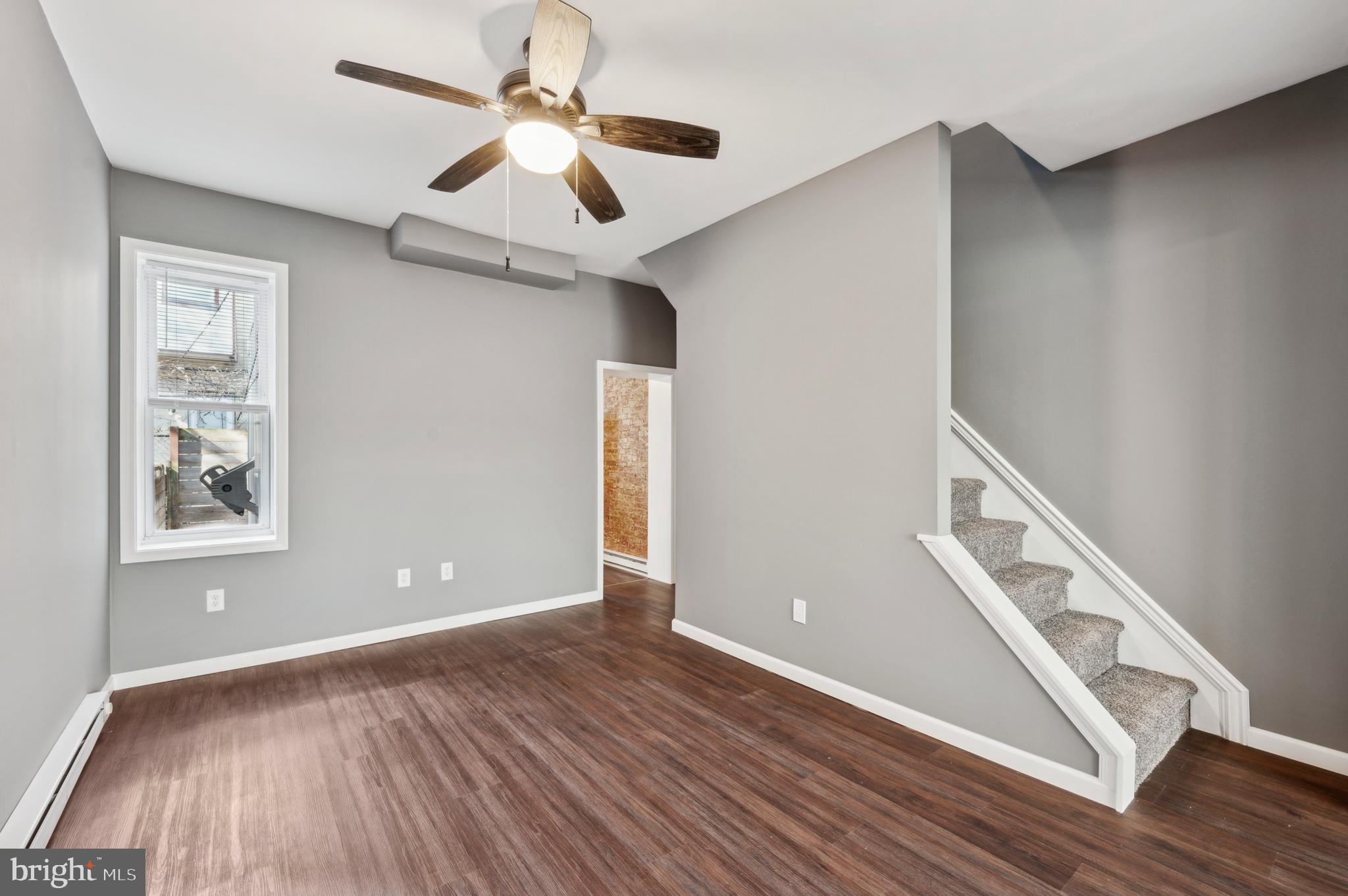 STRAWBERRY MANSION - Residential
