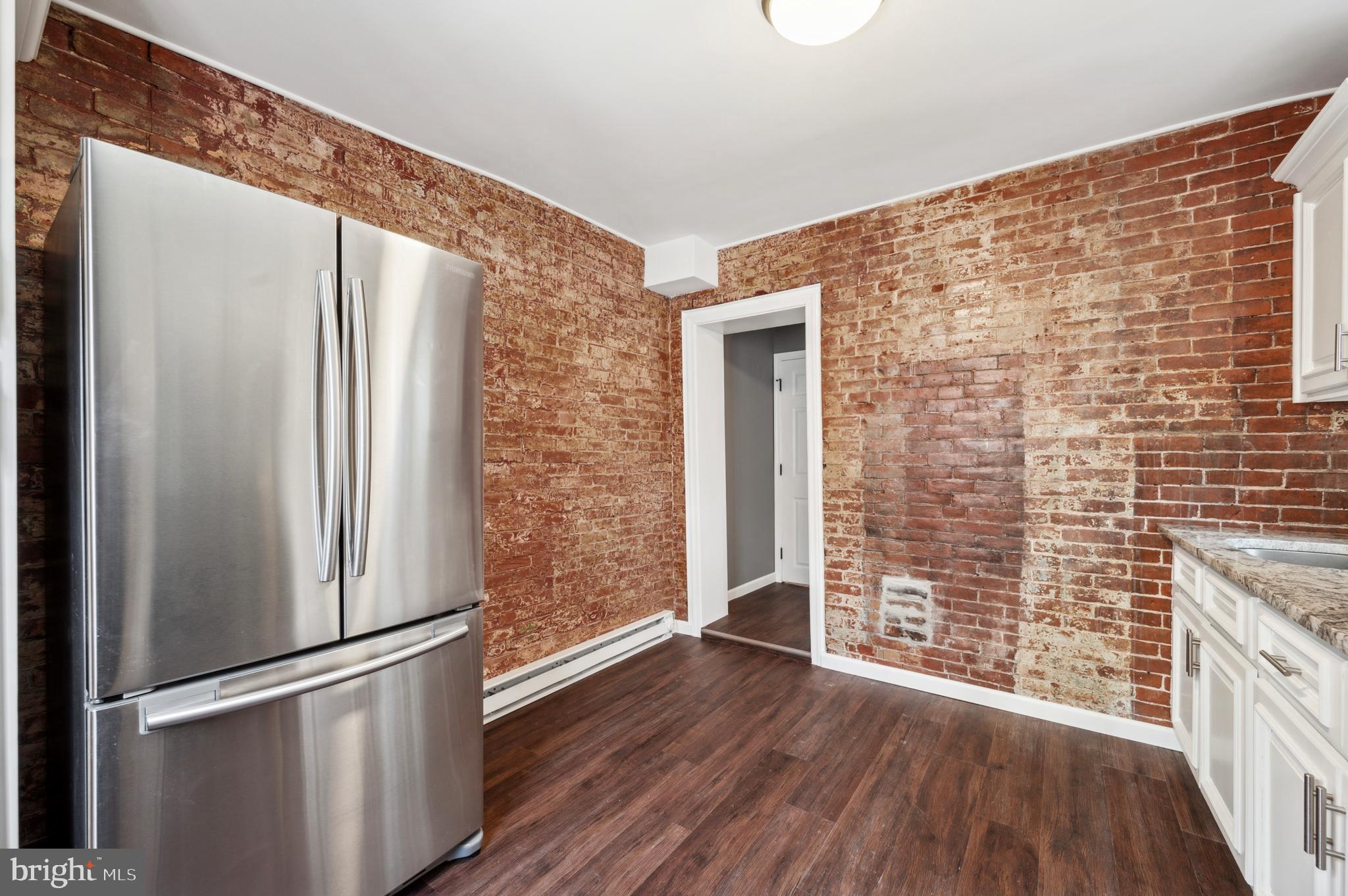 STRAWBERRY MANSION - Residential