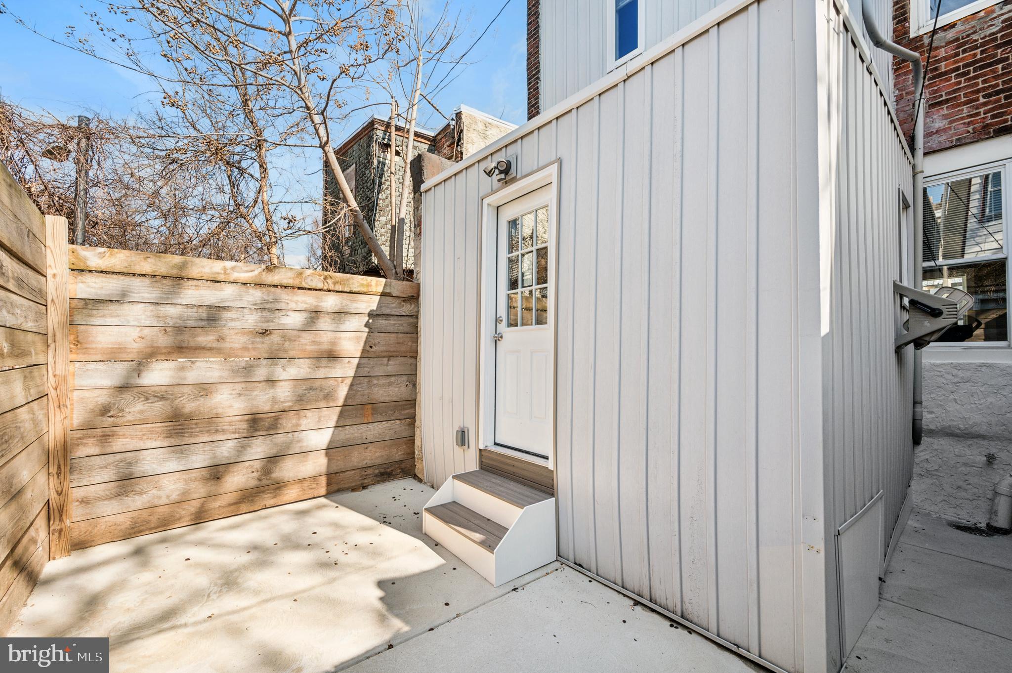 STRAWBERRY MANSION - Residential