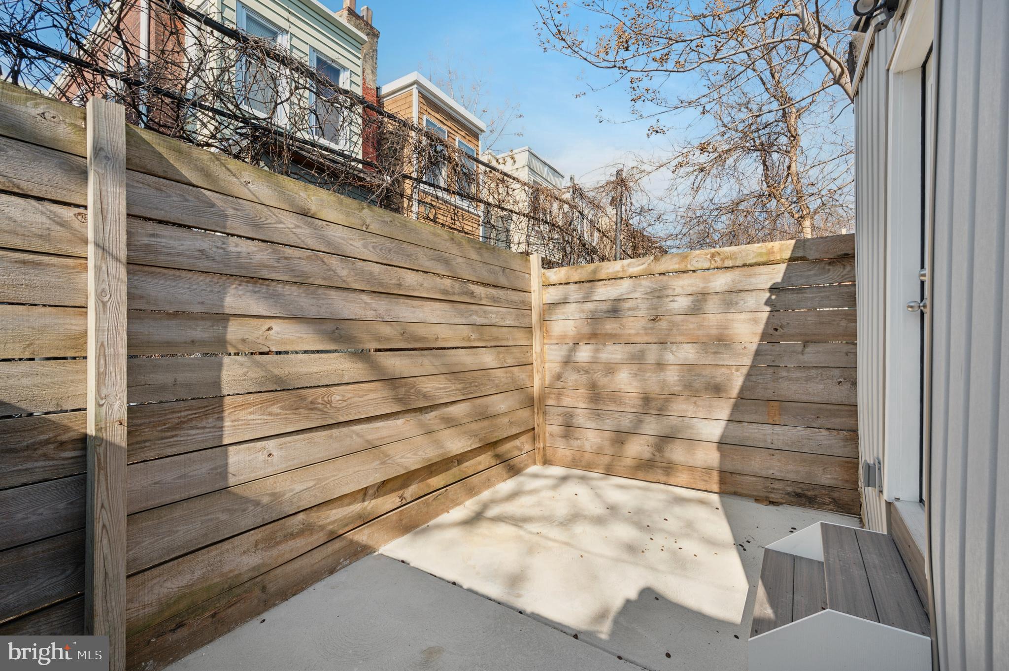 STRAWBERRY MANSION - Residential