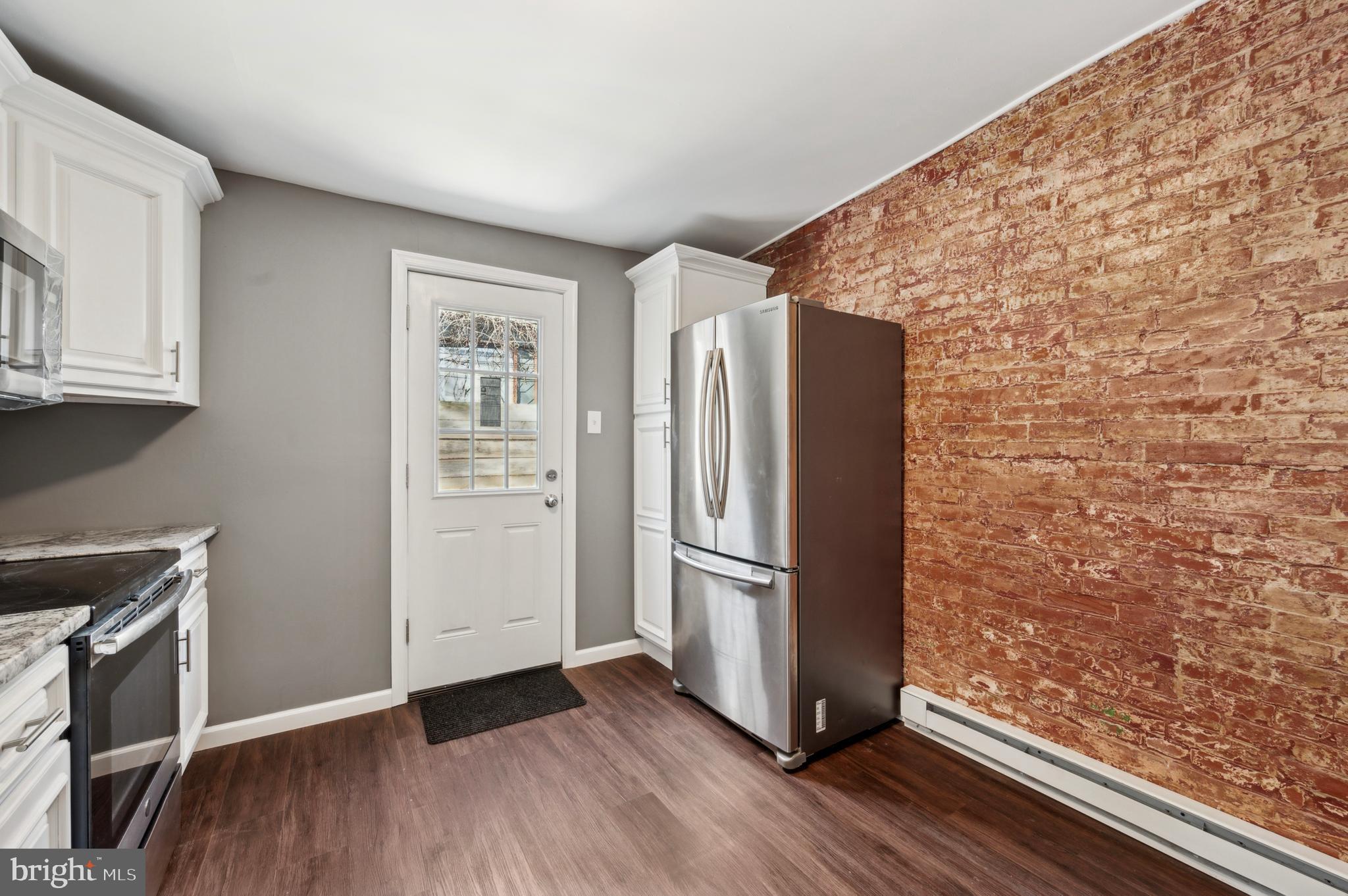 STRAWBERRY MANSION - Residential