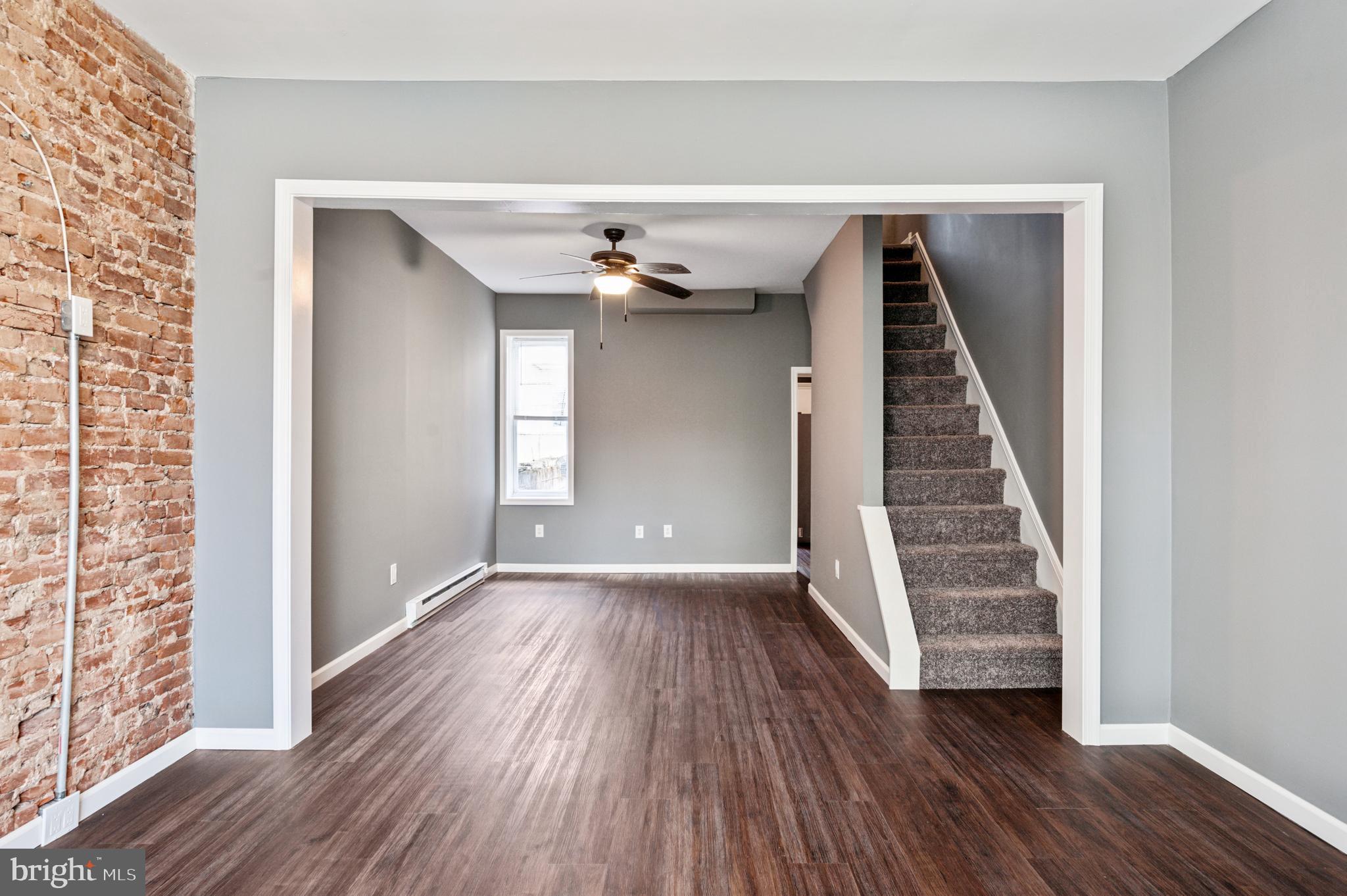 STRAWBERRY MANSION - Residential