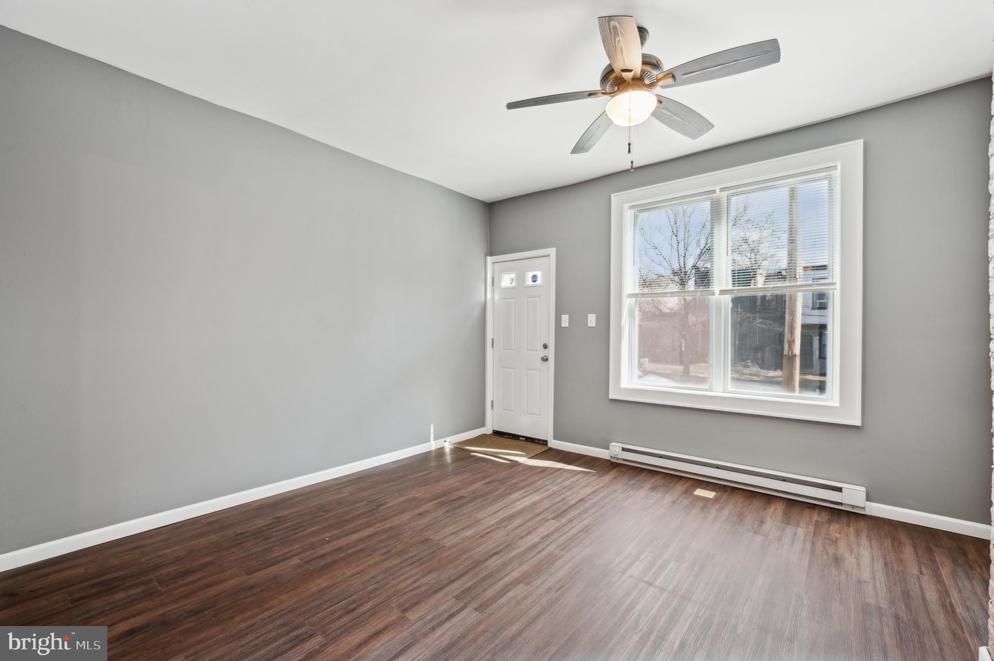 STRAWBERRY MANSION - Residential