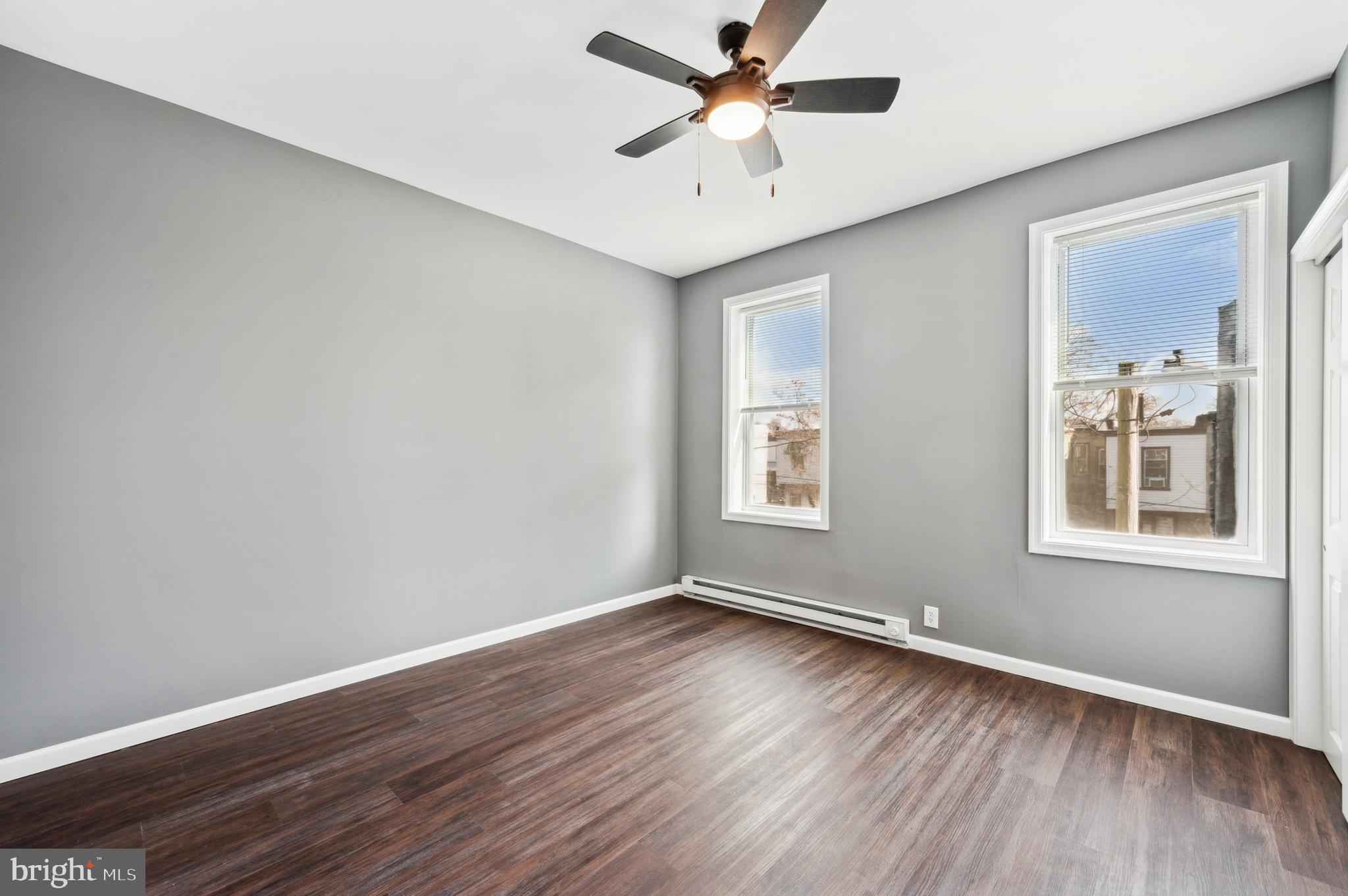 STRAWBERRY MANSION - Residential