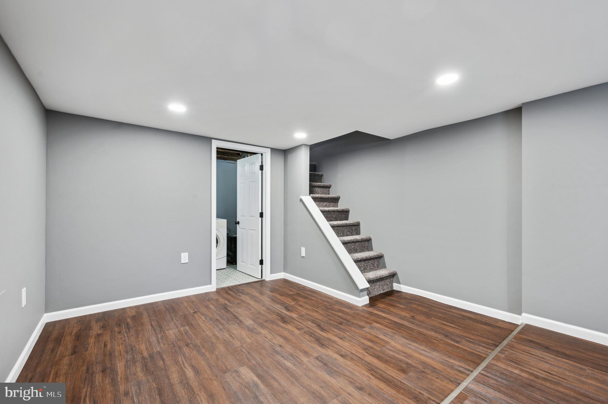 STRAWBERRY MANSION - Residential