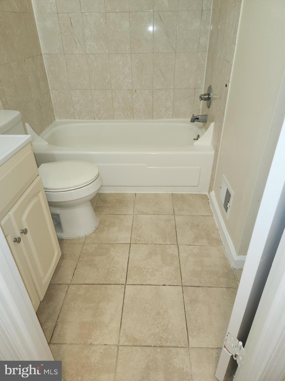 GLEN COVE - Residential