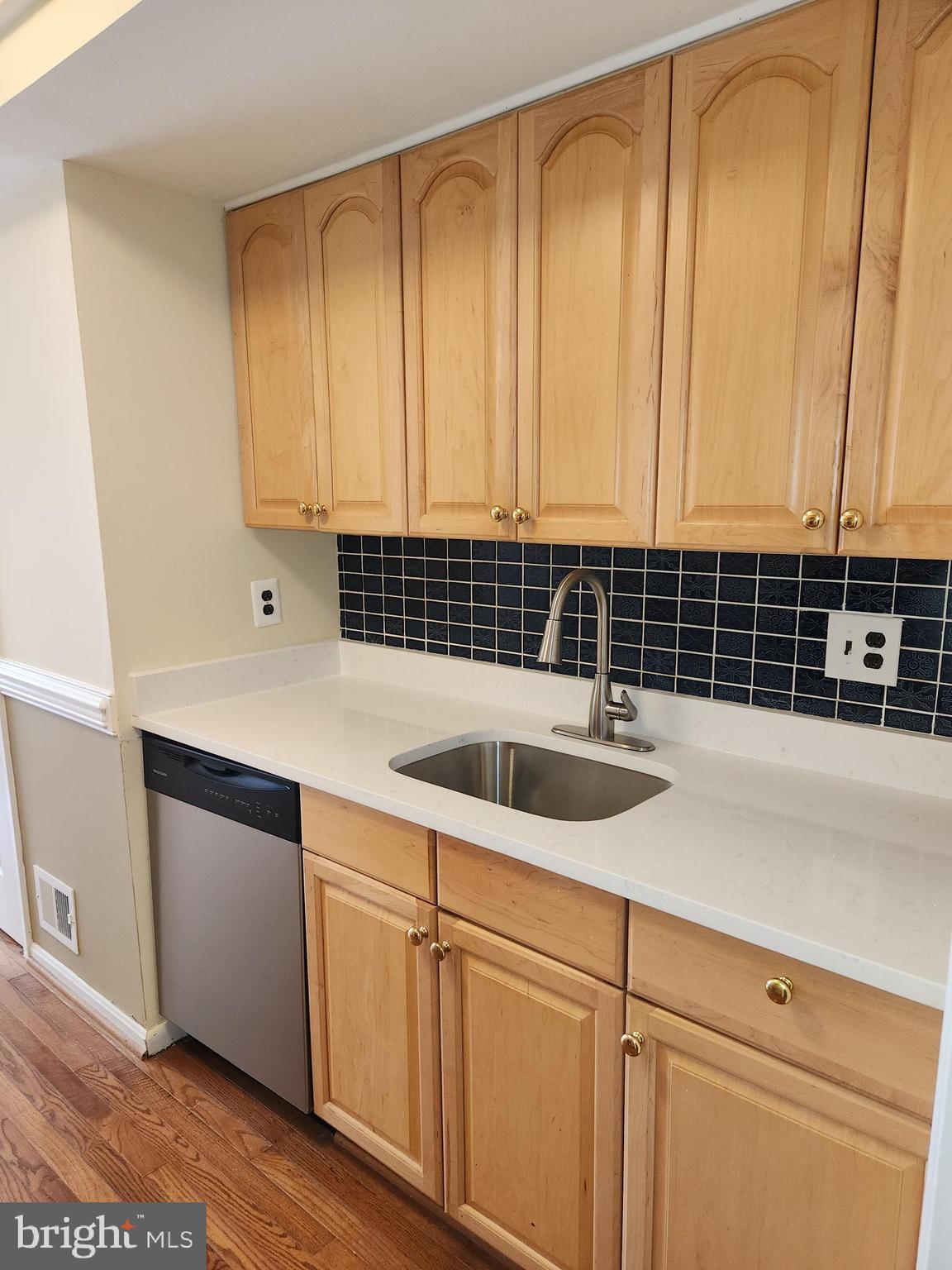 GLEN COVE - Residential