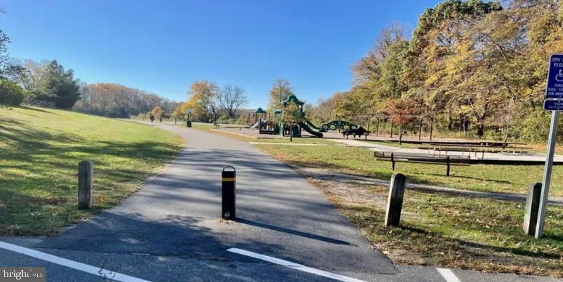 GLEN COVE - Residential