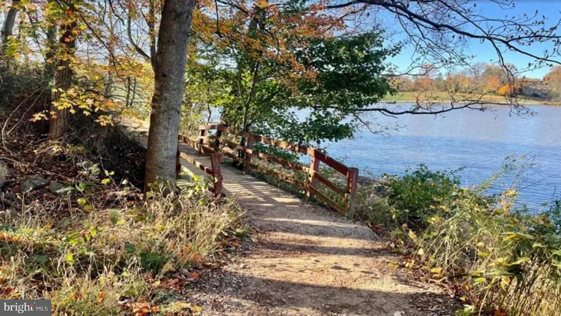 GLEN COVE - Residential